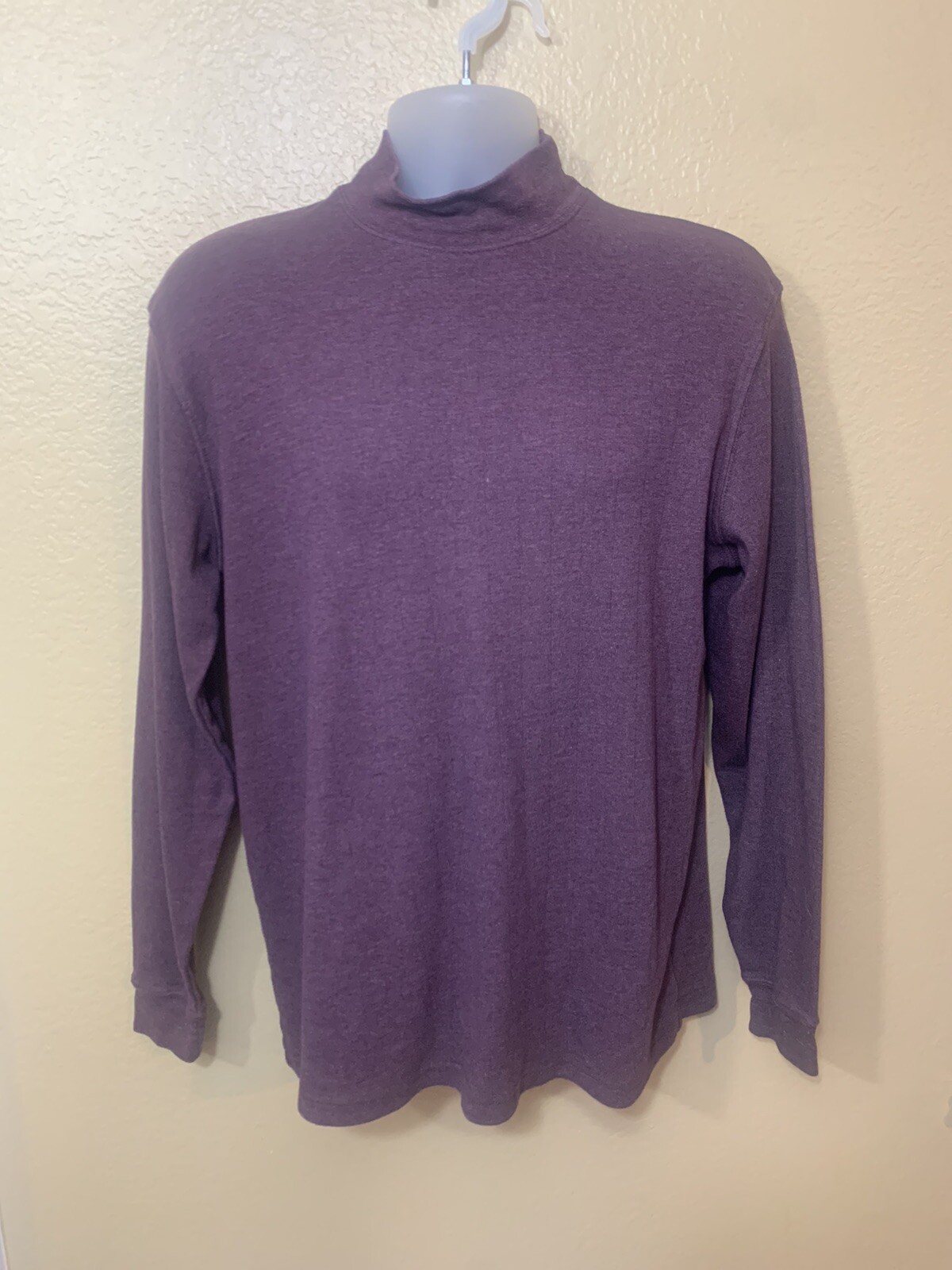 Taylor & Henry burgundy cotton Long Sleeve Shirt Size M
