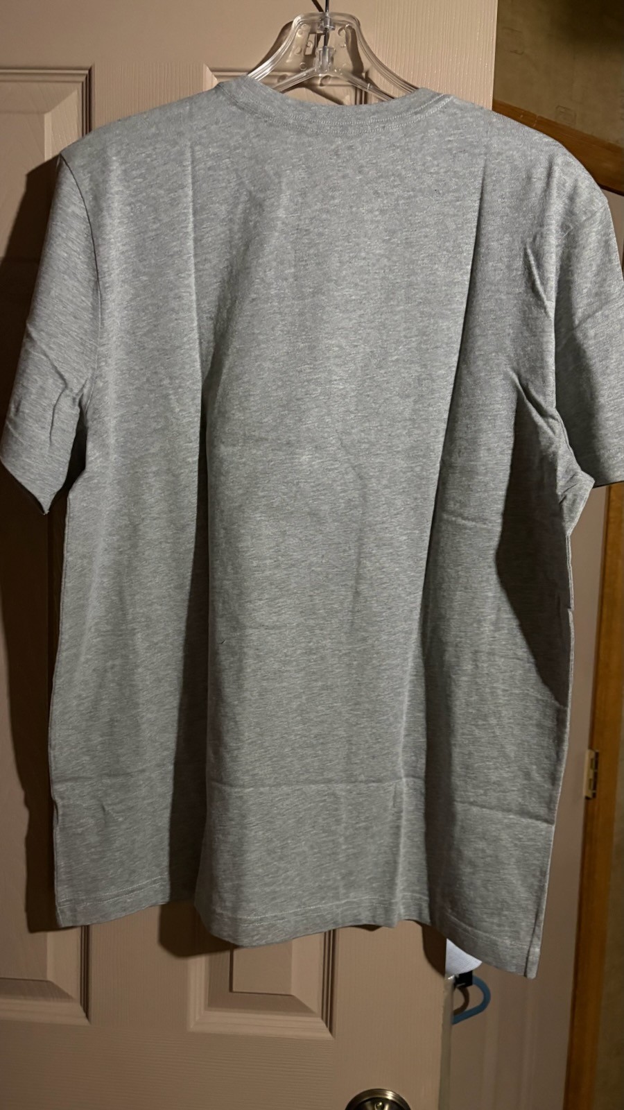 Men&rsquo;s LIFE IS GOOD “PEACE. LOVE. DOGS” CRUSHER Large Grey T-SHIRT w/ YELLOW LAB