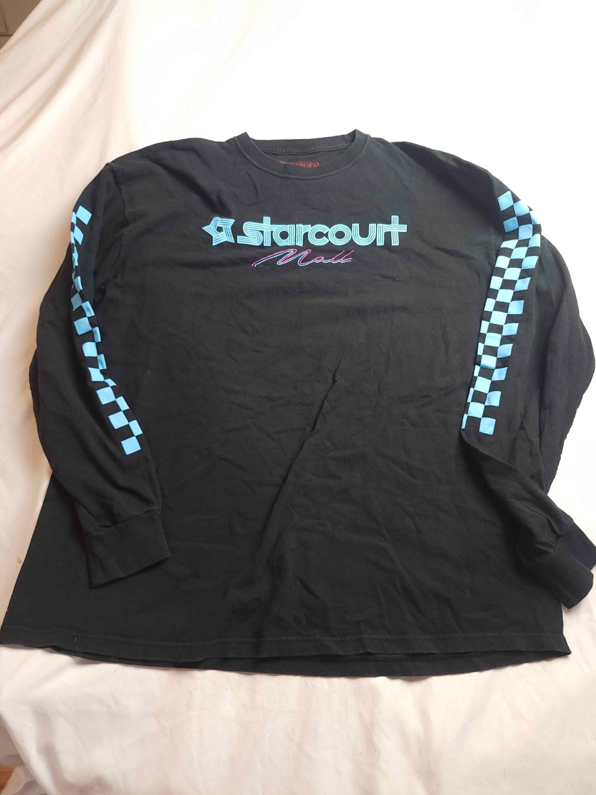 Stranger Things Starcourt Mall Netflix T-Shirt Mens XL Black Streetwear Merch