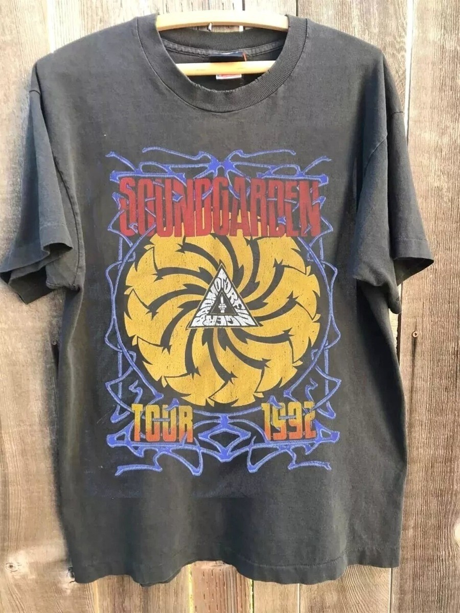 New Soundgarden Band Tour Shirt,Gift Unisex tweed T-shirt Size S-5XL Men