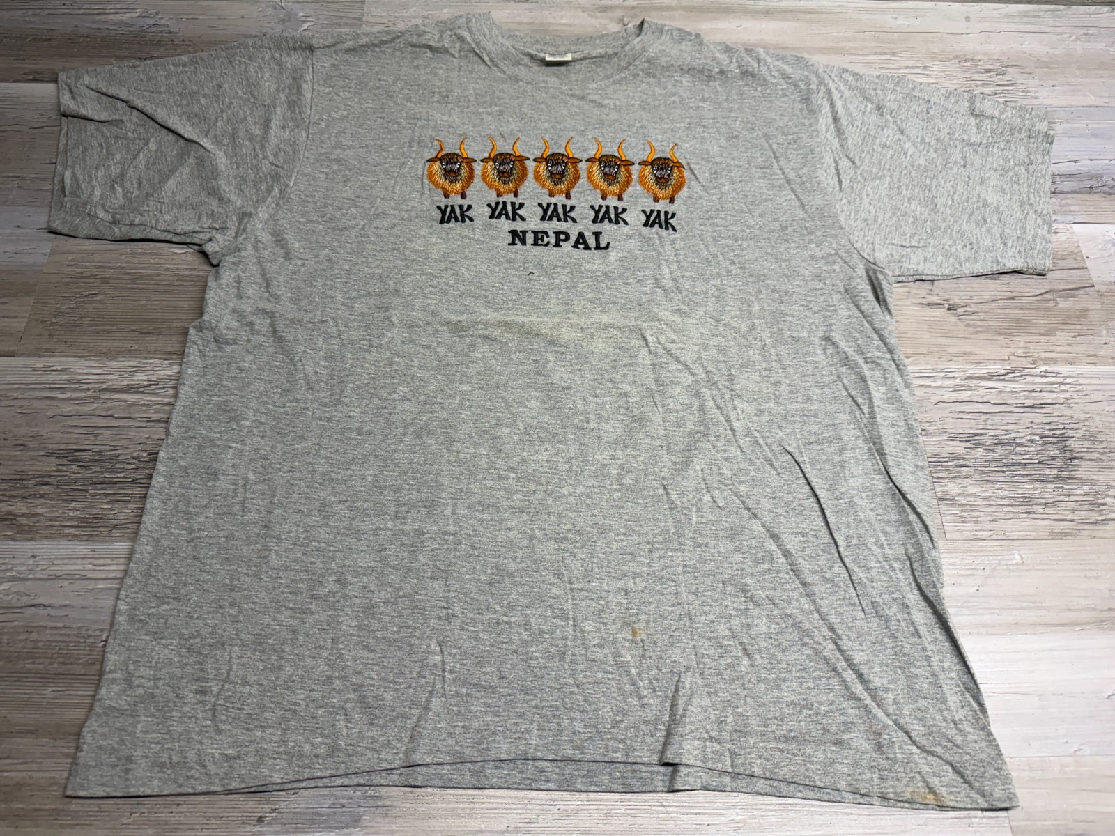 Vintage Nepal Embroidered Yak T-Shirt Gray Tourist Tee Danfe 100% Cotton