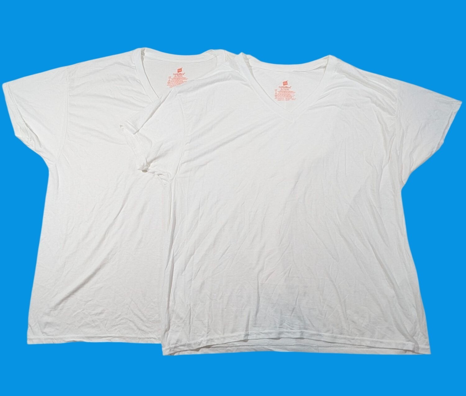 Hanes ComfortBlend Mens White V-Neck T-Shirts XL Set Of 2 Rayon/Polyester NWOT