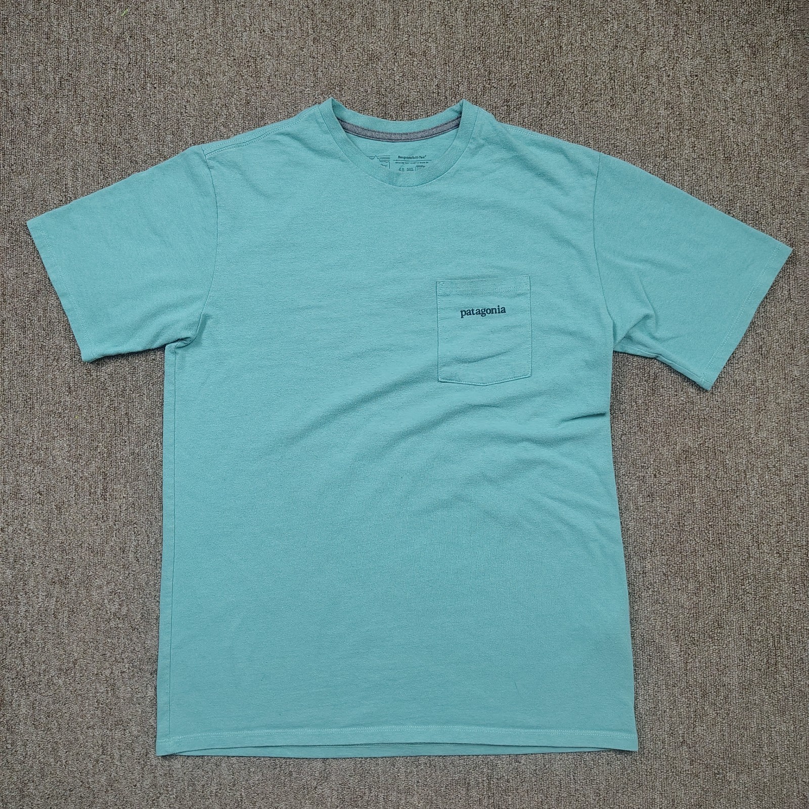 PATAGONIA Pocket Shirt Men S Blue Mountain Range Graphic Logo Outdoors Hiking