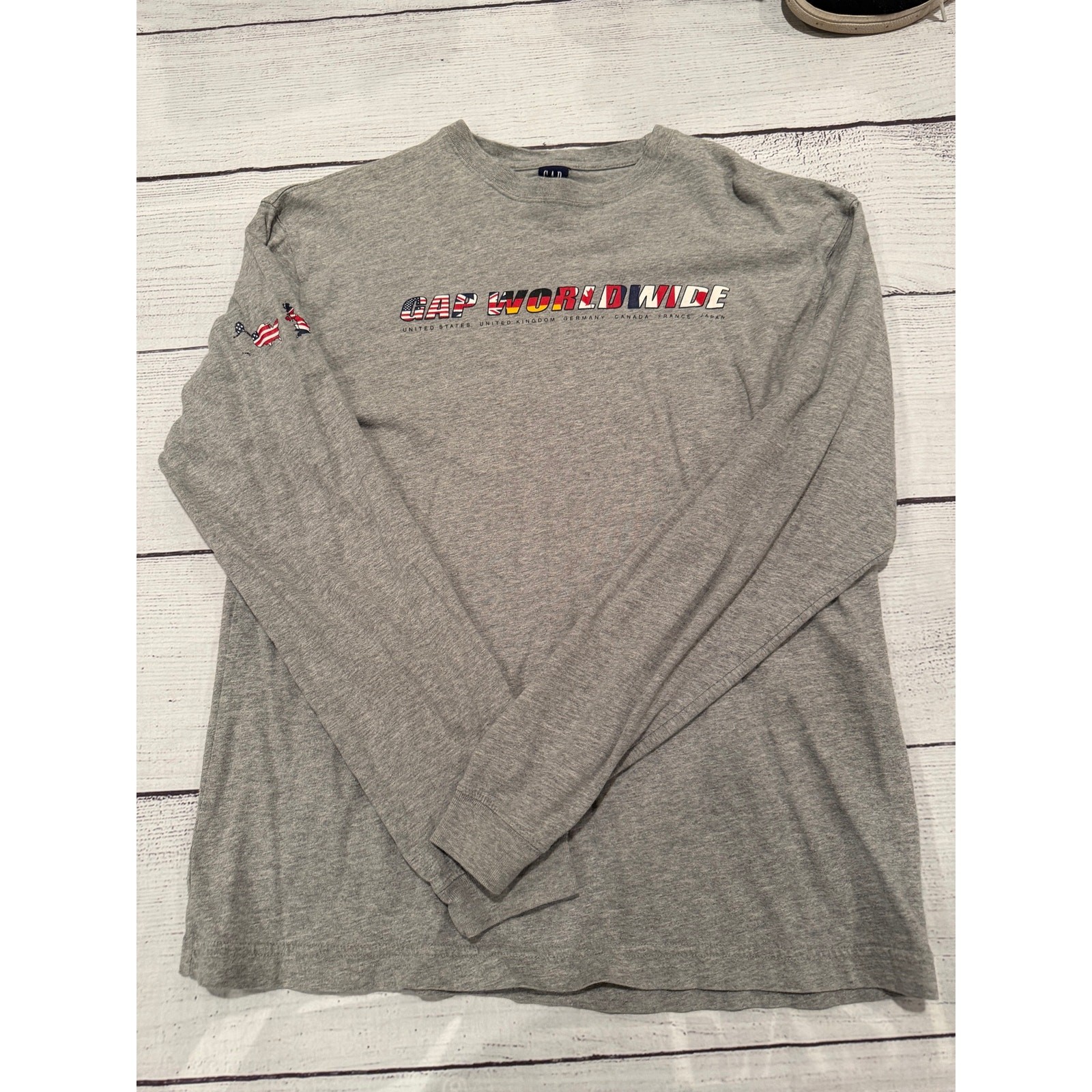 Vintage Gap Worldwide Long Sleeve Shirt Size S