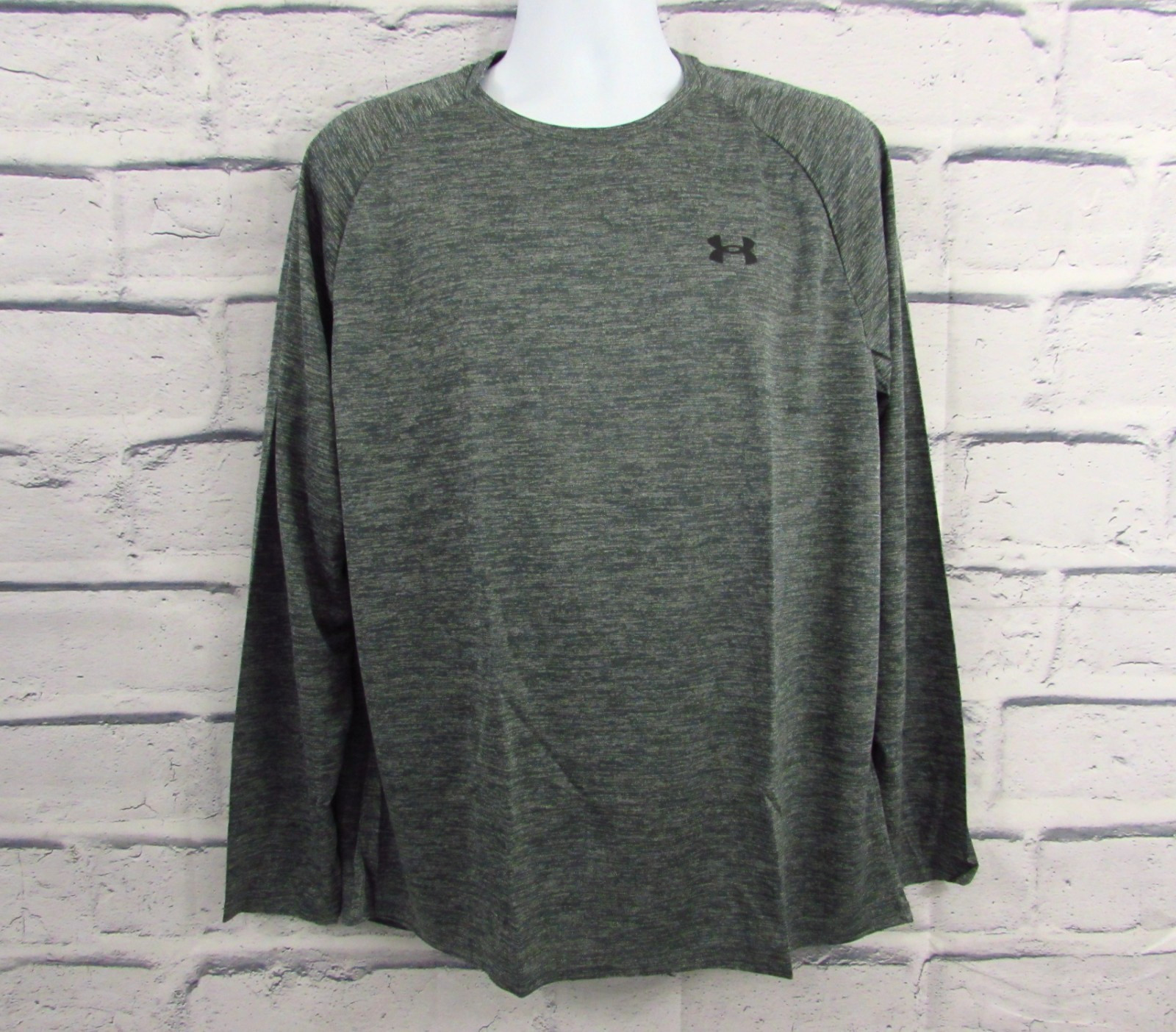 Under Armour Men’s UA Tech 2.0 Long Sleeve T-Shirt Gray Heather L NWT 1328496