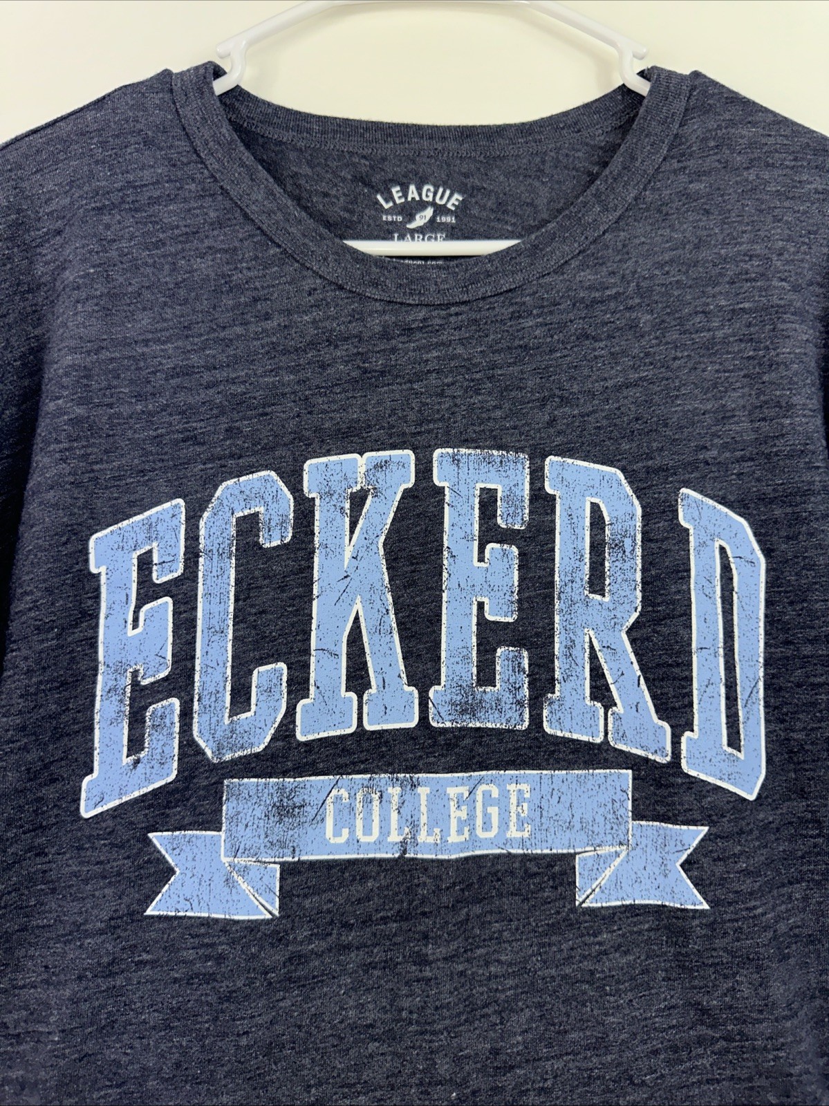 League 91 x Eckerd College Tritons Men’s XL Blue Poly Cotton Blend T-shirt