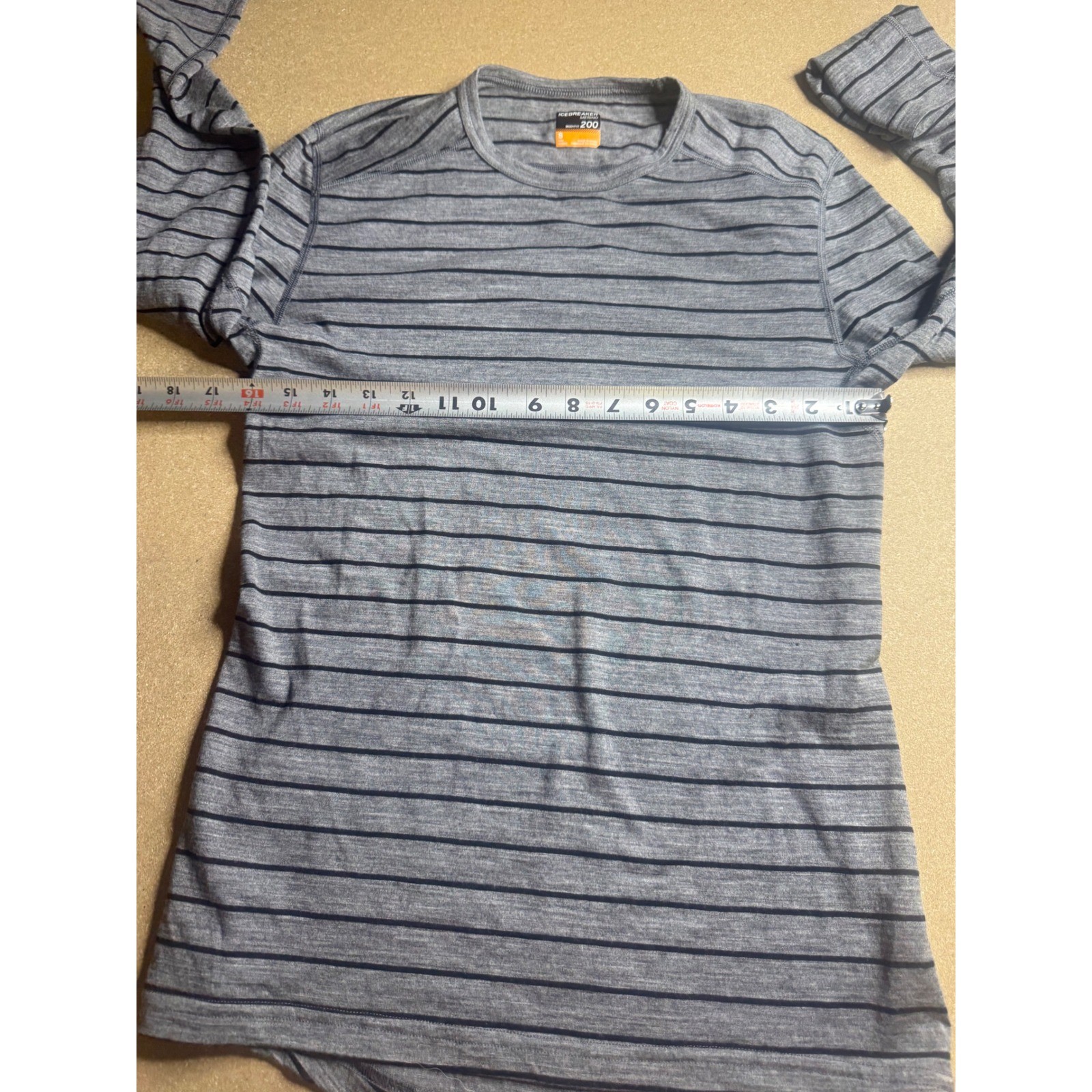 Icebreaker Merino Bodyfit 200 Mens Small Grey Striped Long Sleeve Base Layer Top