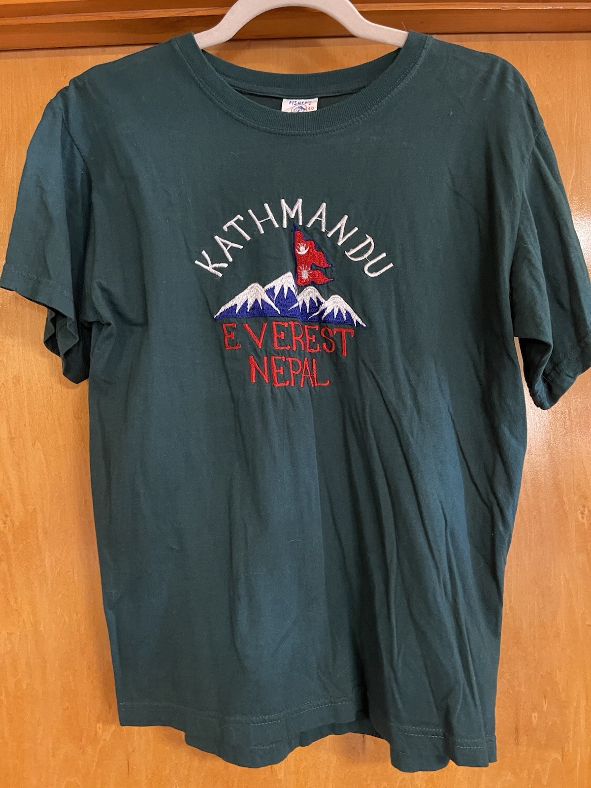KATHMANDU EVEREST NEPAL, Cotton Size 40 (38&Prime; chest) Tee Shirt, Embroidery, EUC