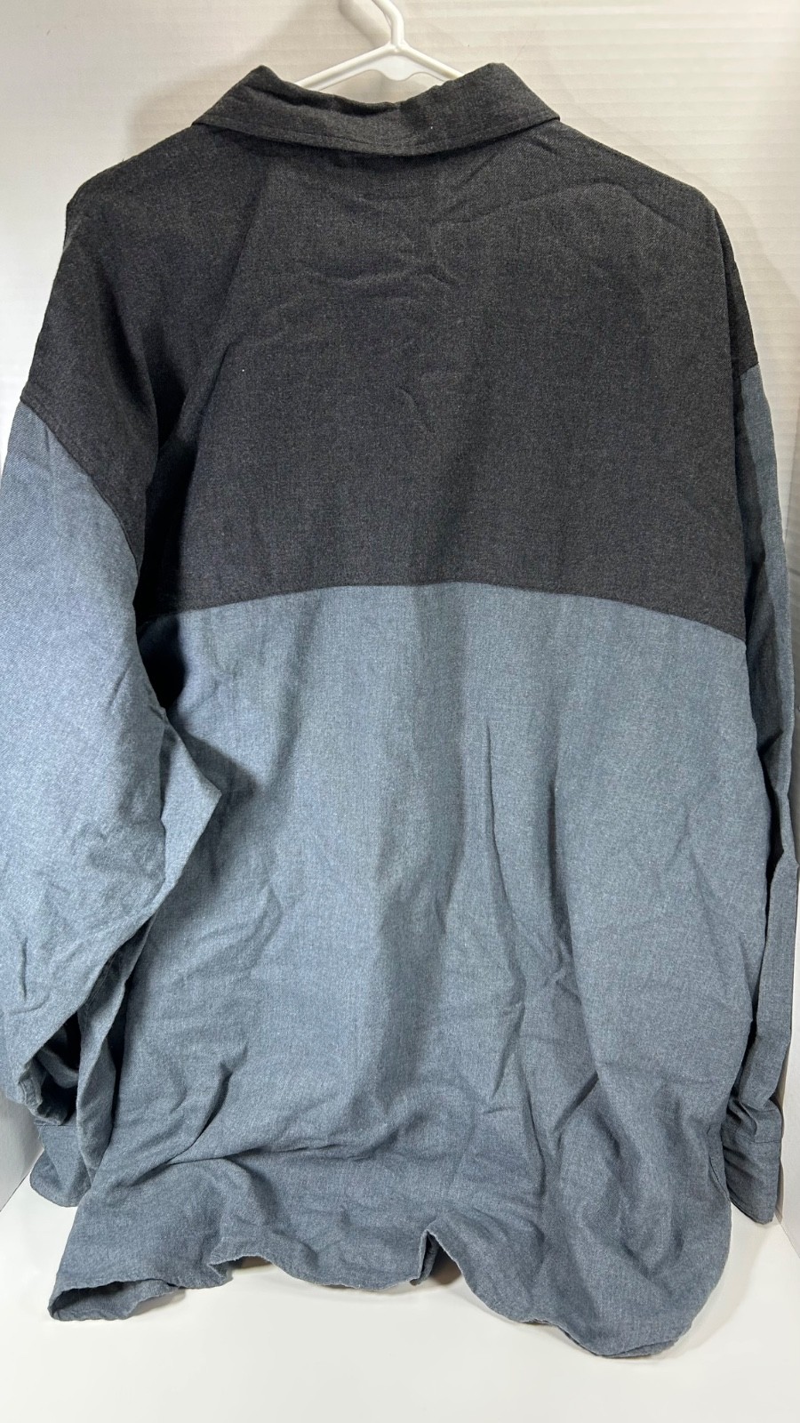 The Foundry Supply Co Young Men’s 3XL Long Sleeve Shirt Button Down 2 Tone Gray