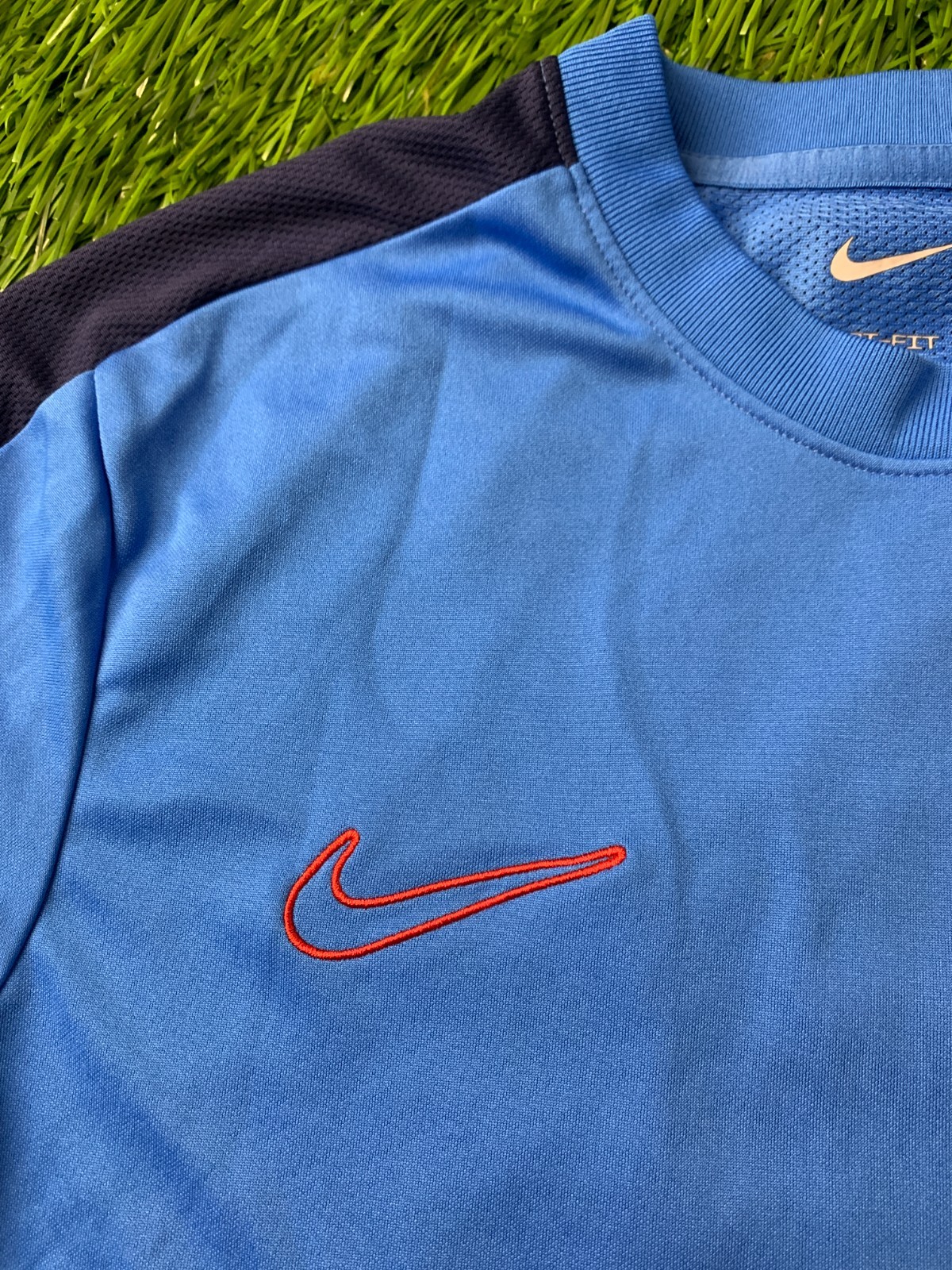 NIKE ACADEMY DRI-FIT ORIGINAL 2024 MEN FOOTBALL SOCCER SHIRT JERSEY TEE SIZE M