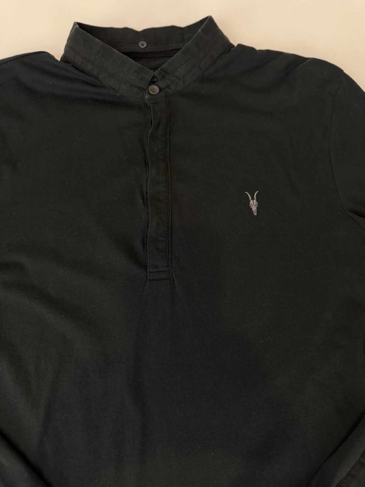 AllSaints Mens Medium Black Long Sleeve Jersey Knit Shirt Ramskull Band Collar