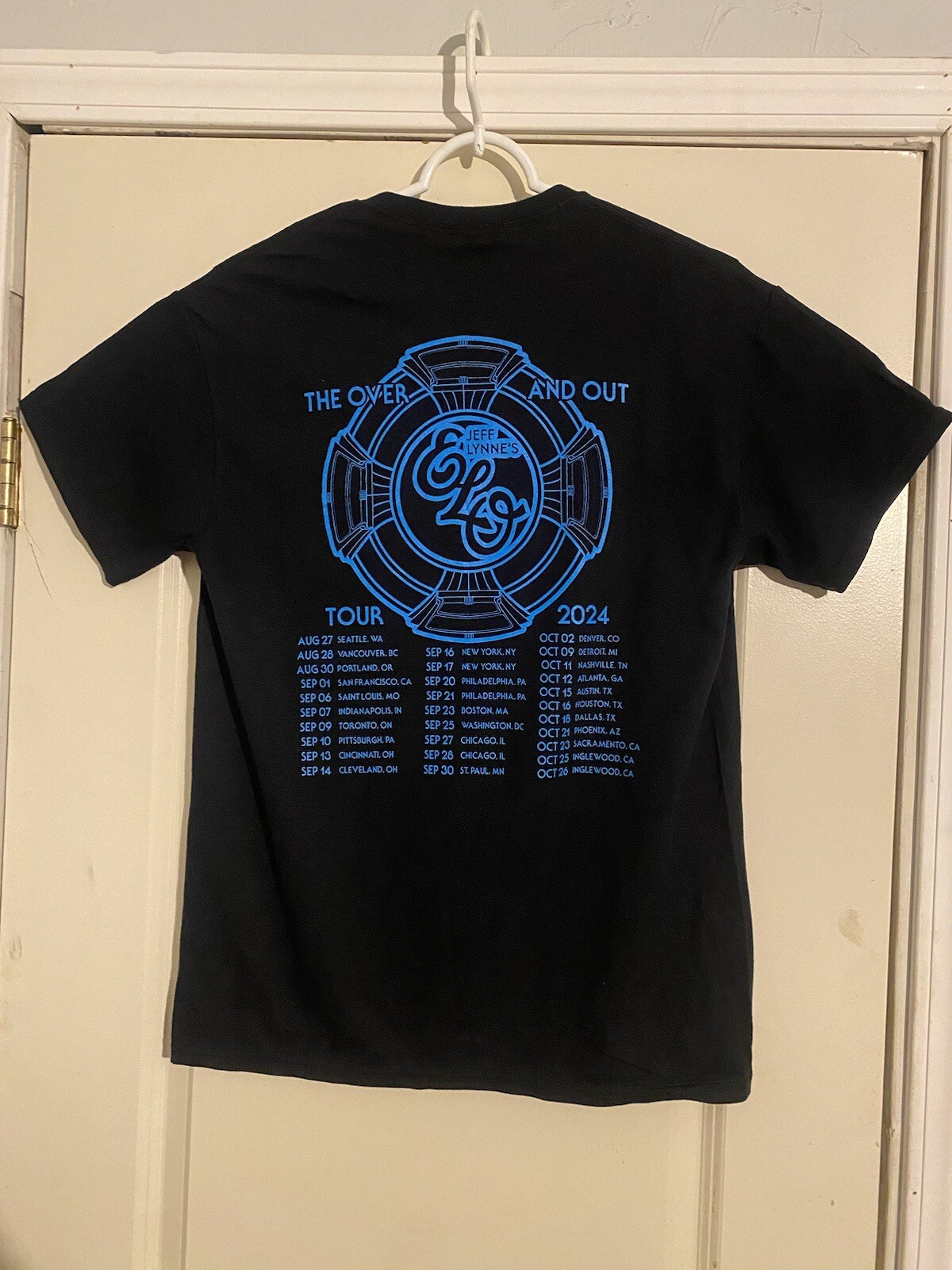 Jeff Lynne&rsquo;s Unisex L ELO 2024 The Over and Out Tour Black Concert Shirt