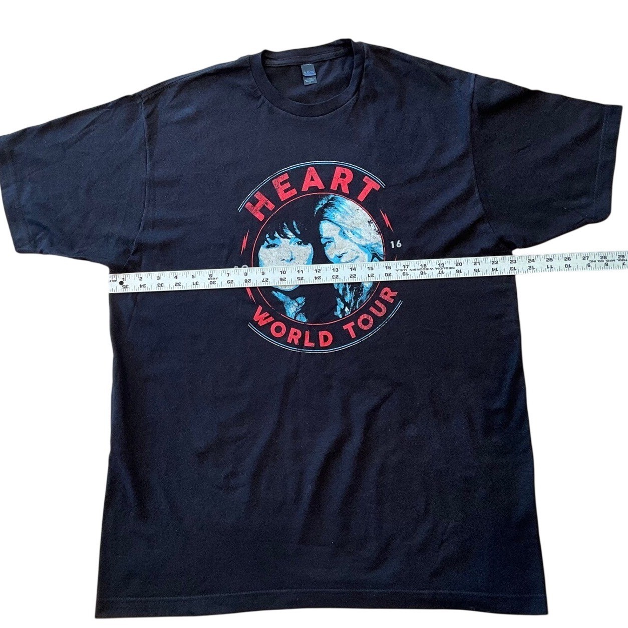 Heart World Tour 2016 Band T-Shirt Mens XL Black Tultex Ann Nancy Wilson Rock