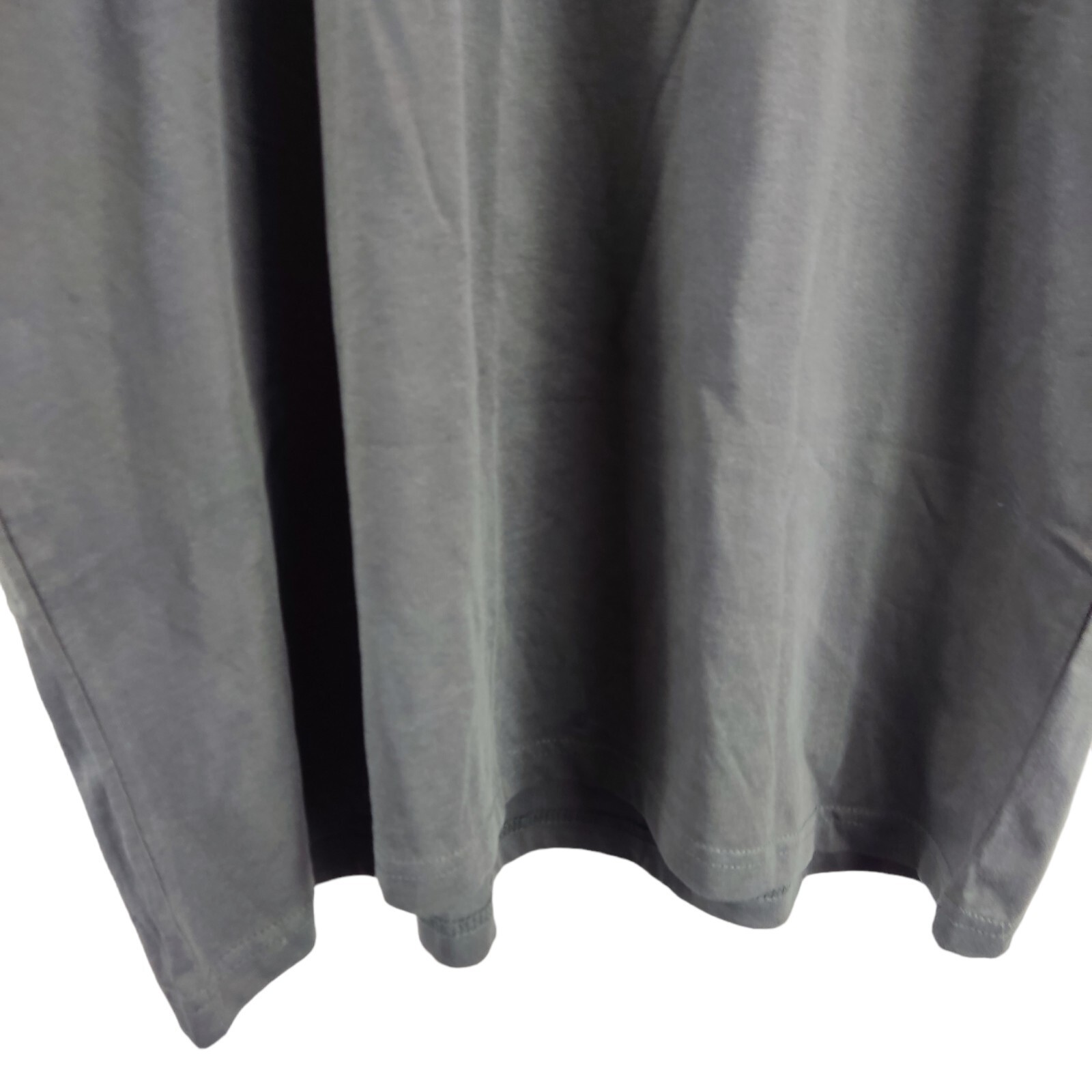 uneek mens t-shirt grey large print round neck short sleeve size xl free postage