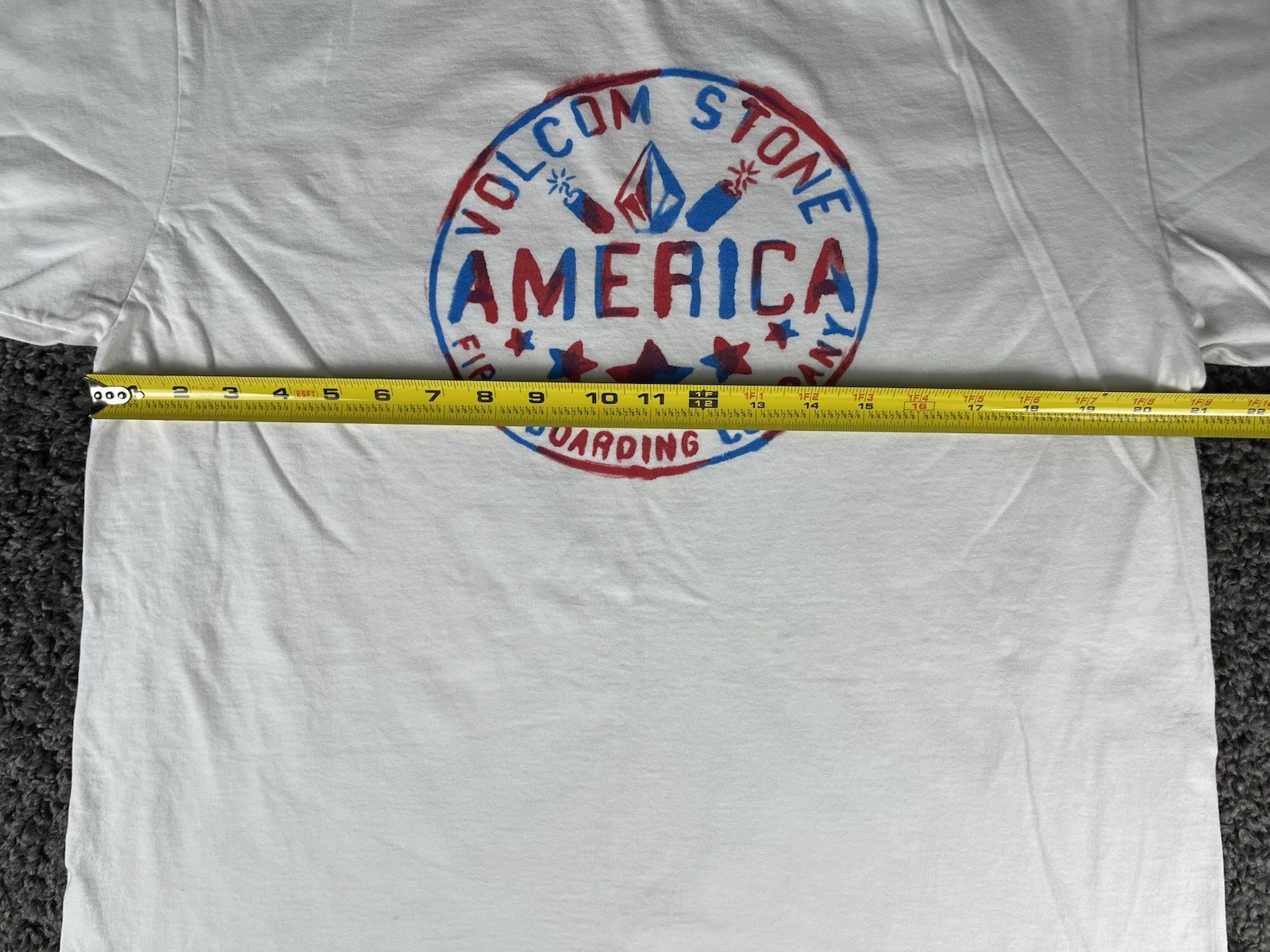 Y2K Volcom Stone First Boarding Company Mens L White USA Patriotic, RWB July 4th
