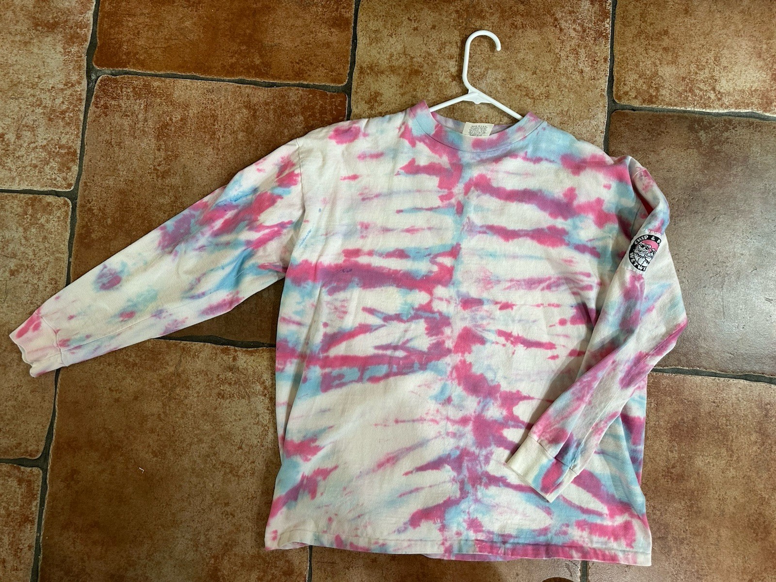 Vintage 90s Chip & Peppers Wetwear XL 52” Tie Dye Long Sleeve Shirt Made in USA