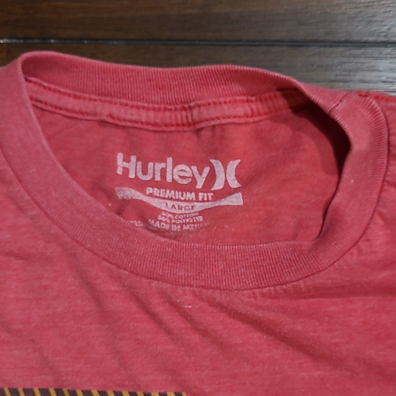 Hurley Graphic T-Shirt Red Men&rsquo;s Large Short Sleeve Classic Crew Neck