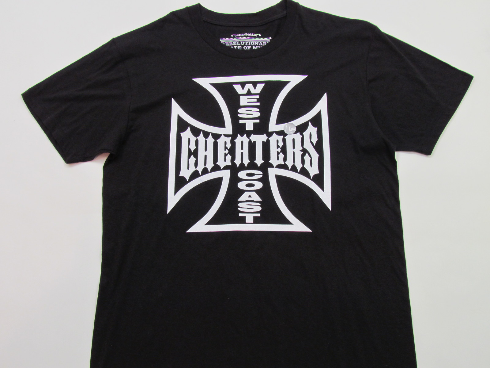 REBELUTIONARY STATE OF MIND Mens Black « West Coast Cheaters » T-Shirt New L