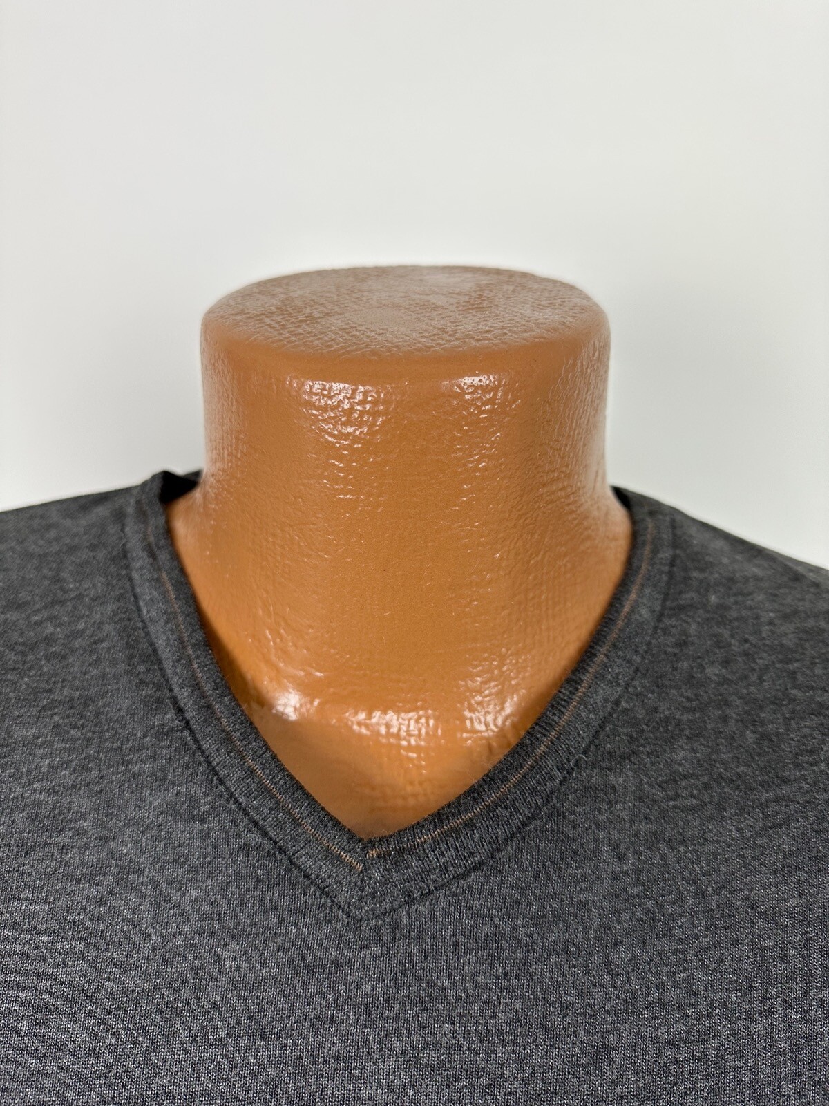 Vintage 90s V-Neck Shirt Men Large Minimal Gray Heavy Rayon Blend Robert Stock