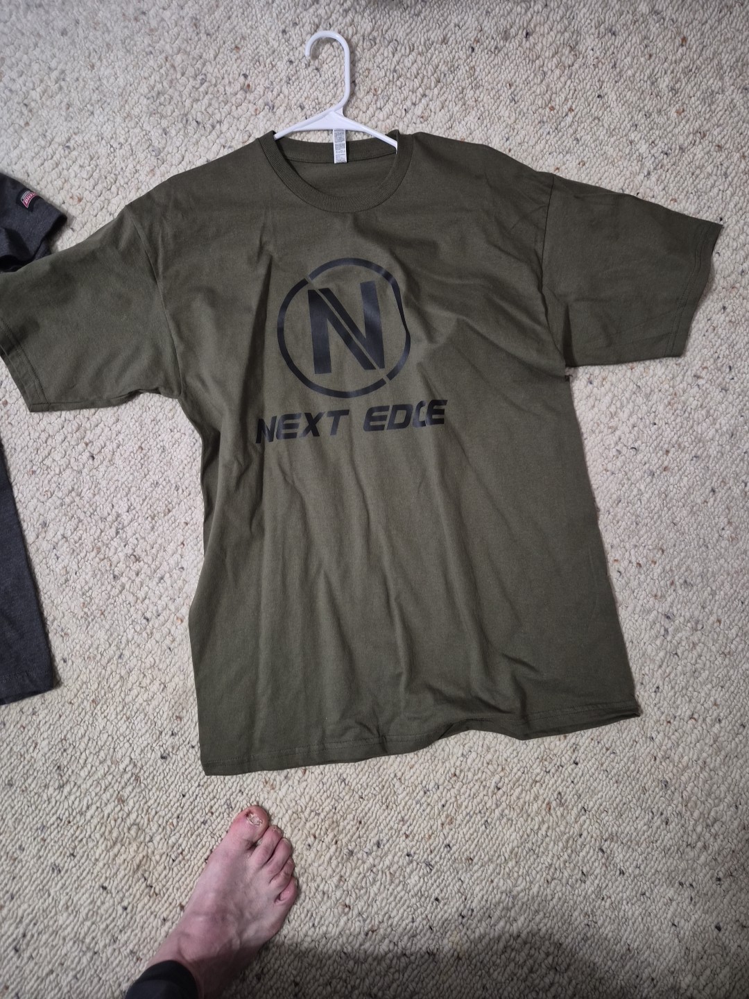Men’s Lot Of 4 T – Shirts Size Large