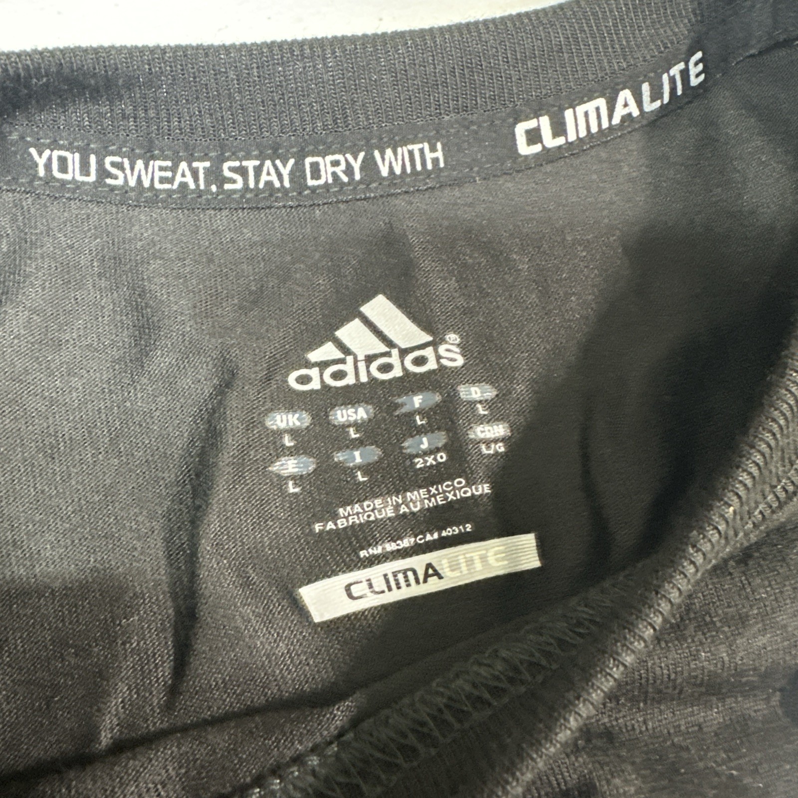 Adidas ClimaLite Mens Black Short Sleeve Athletic T Shirt Size Large New Comfort