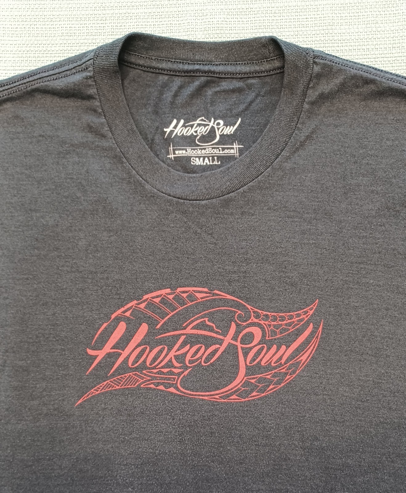 Hooked Soul Fishing Brand T-Shirt Dark Gray Hammerhead Shark Graphic Size Small