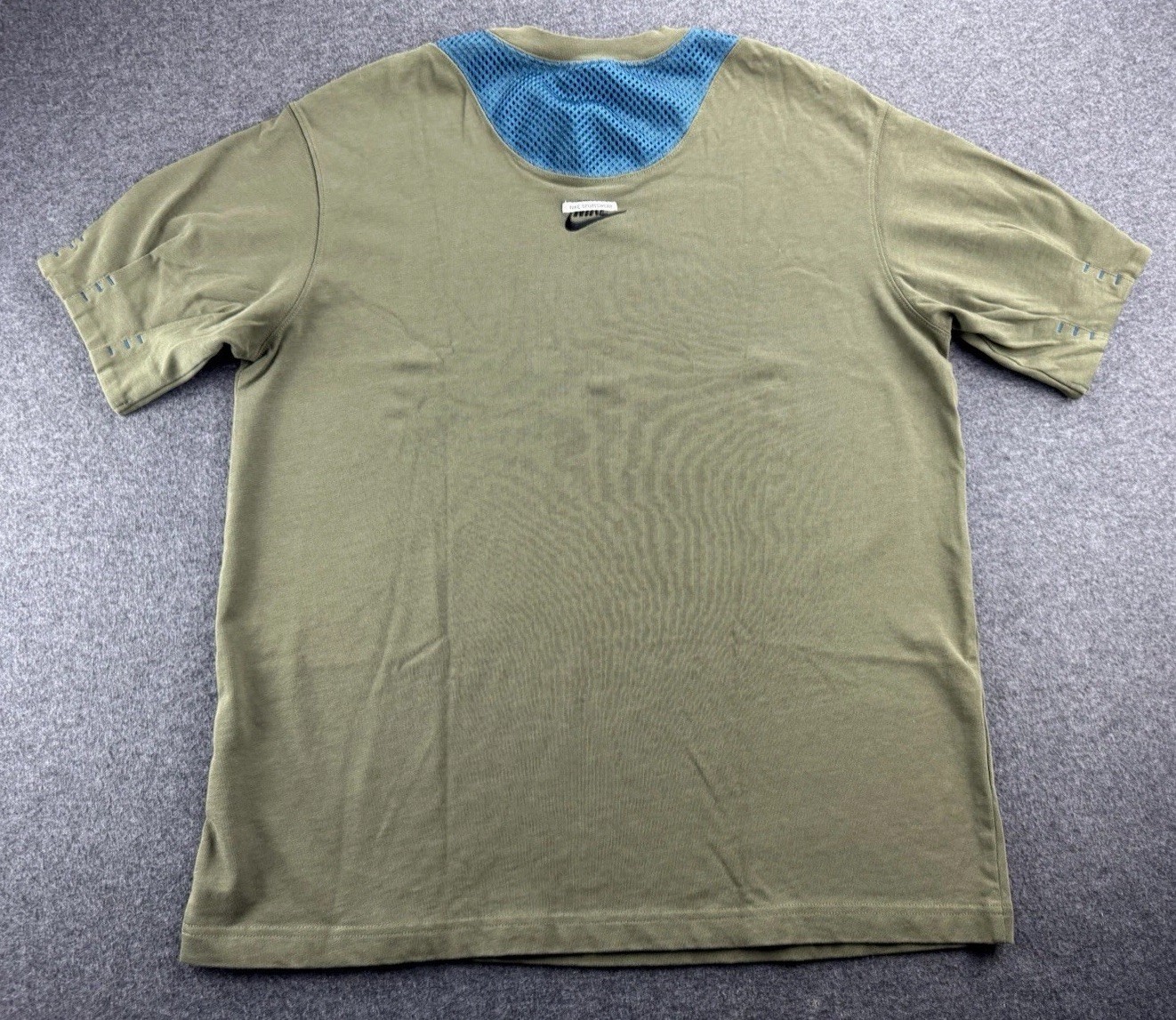 Nike Sportswear T Shirt Size Medium Olive Green Mesh Back Pleated VTG Inspired