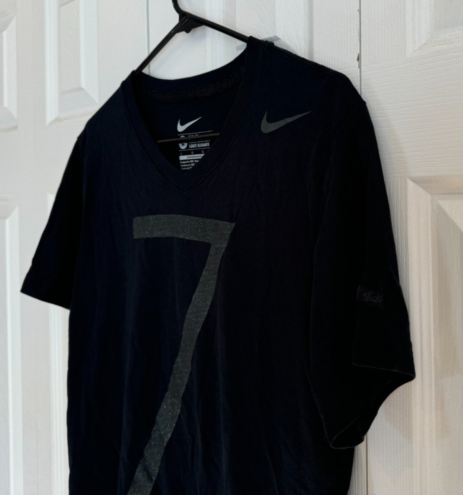 Nike Cristiano Ronaldo CR7 V-Neck Slim Fit Black T-Shirt Soccer Men&rsquo;s Sz L NEW