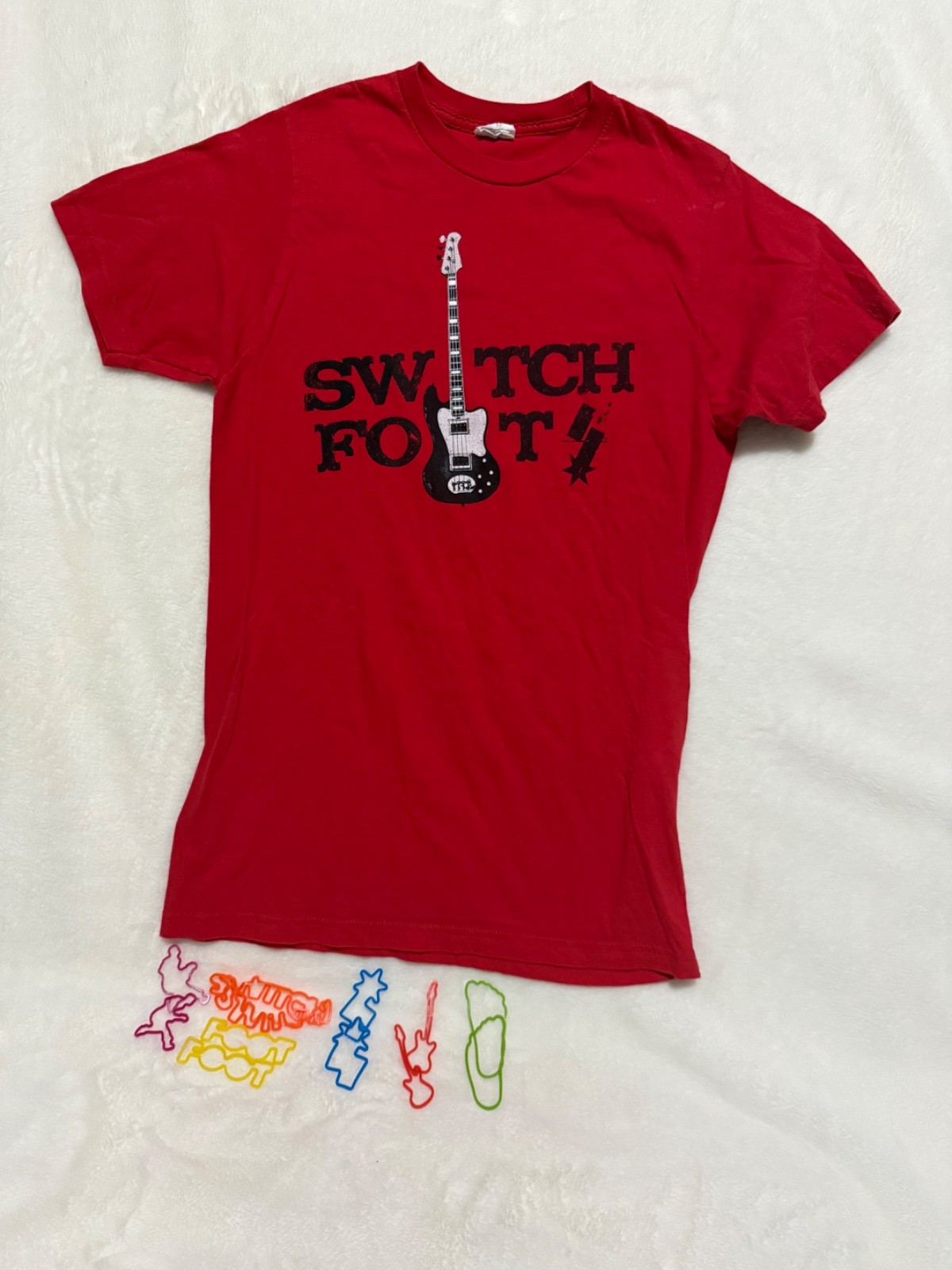 Switchfoot Red Medium Bass T-Shirt & 12 Sillybandz (6 variations) – See Descrip.