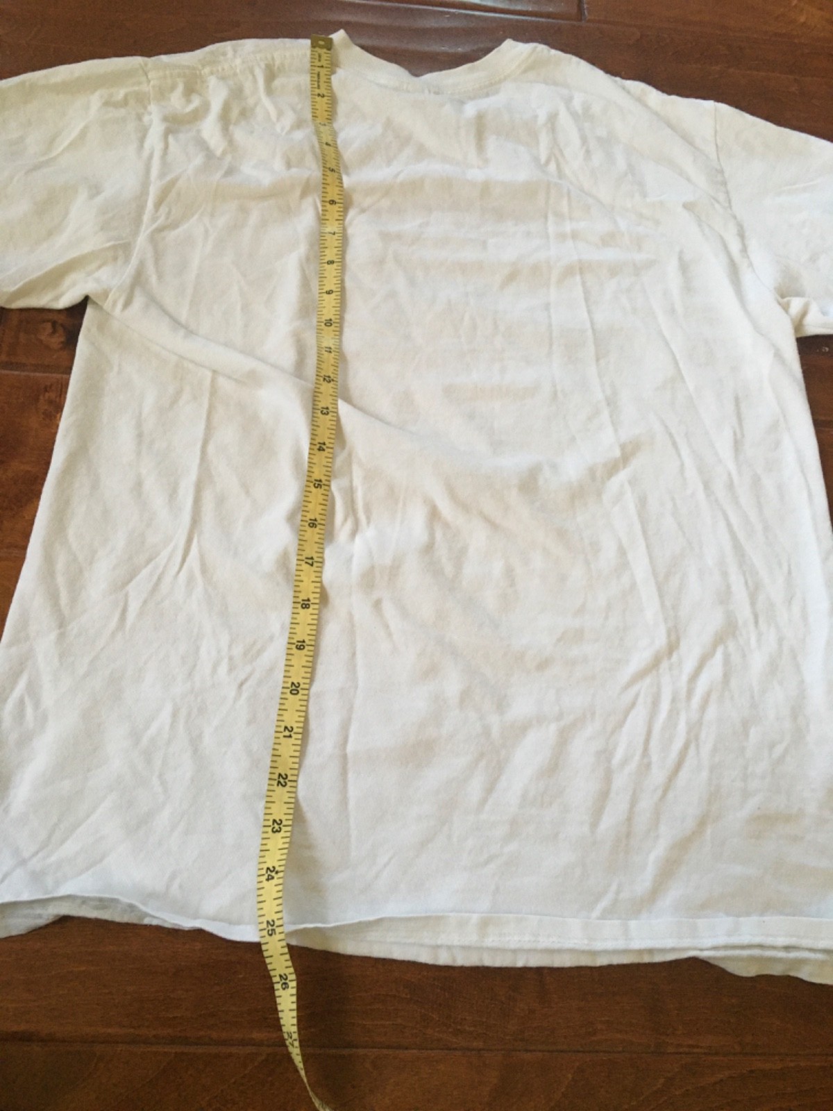 Gildan Ultra Cotton Men&rsquo;s T-Shirt, Medium – White