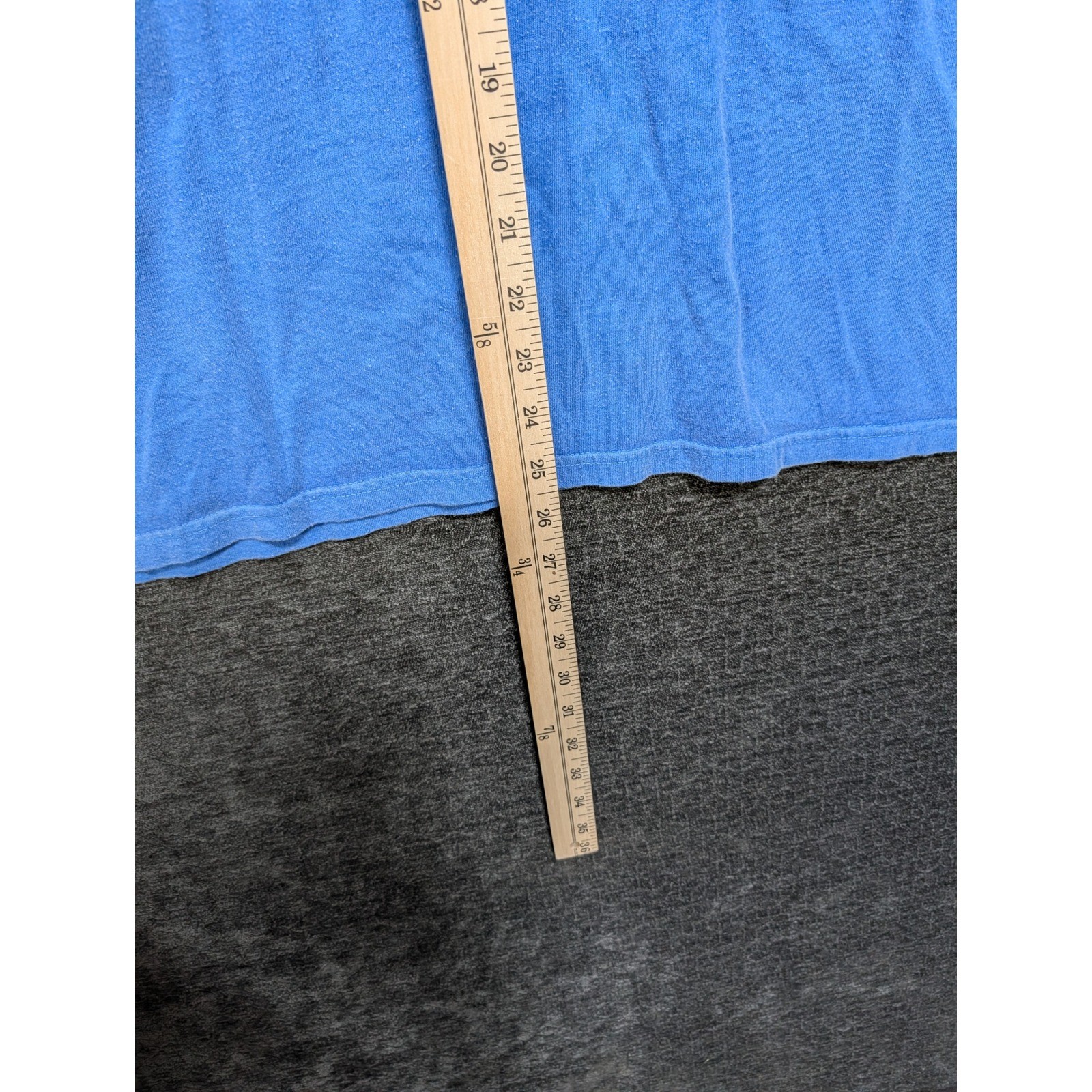 Crazy Shirts Mens Large Blue Hawaii Dyed Bikini Martini Lounge Hawaii T-Shirt