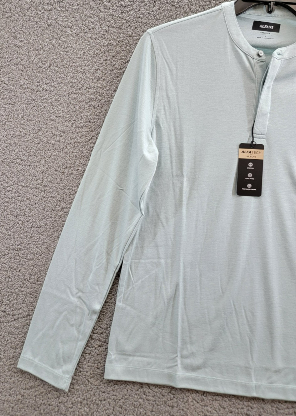 Alfani Alfatech Solid Henley Neck Shirt Men&rsquo;s S Cloud Blue Long Sleeve Pullover
