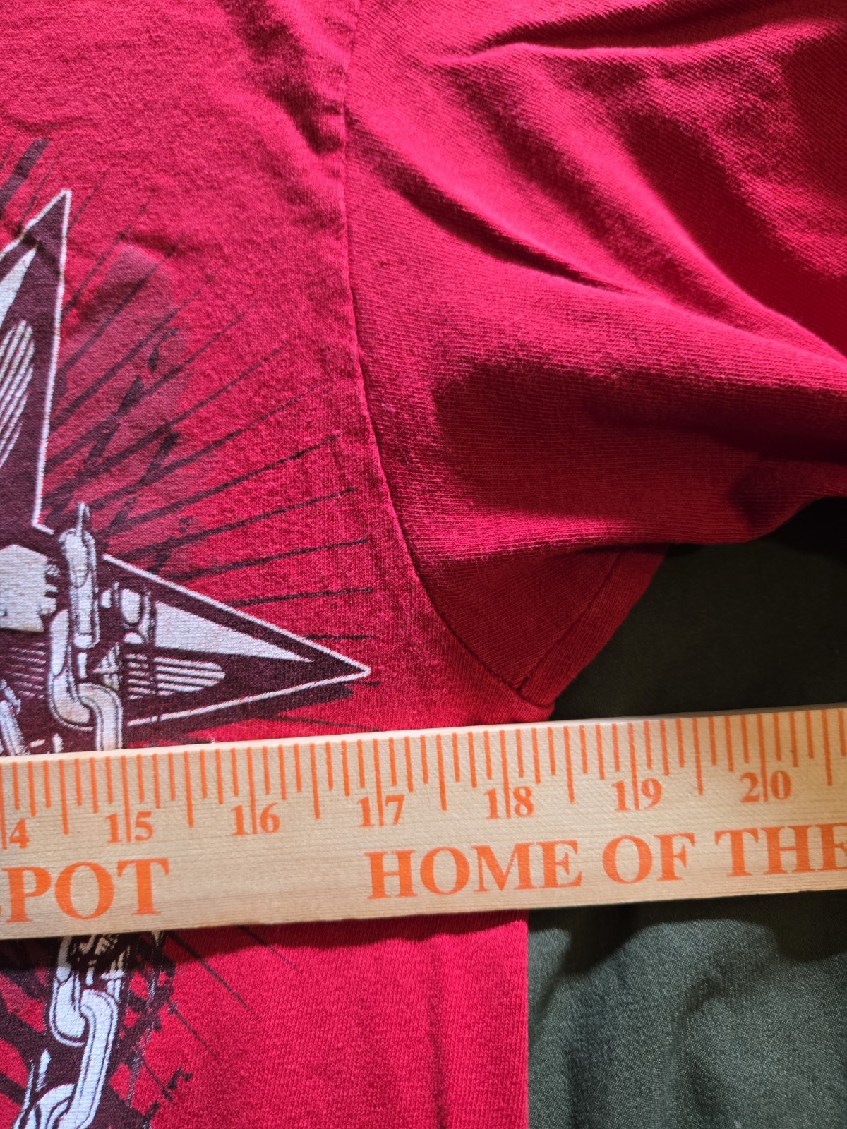 Y2K Affliction Carbon Star Grunge Skate Graphic T Shirt Red Black Medium