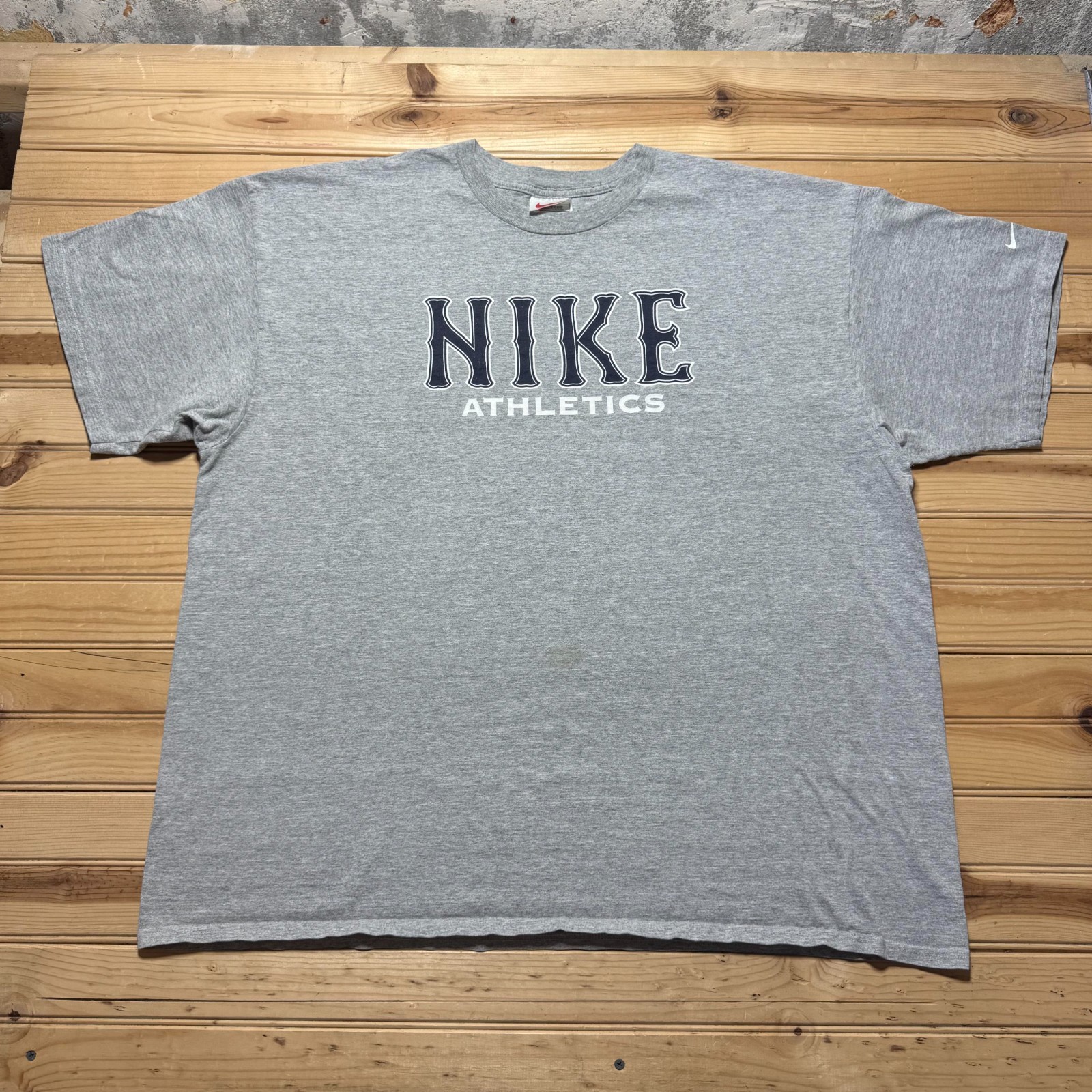 Vintage 90s Nike Athletics Spellout Logo Swoosh Heather T-Shirt Men&rsquo;s – Size XXL