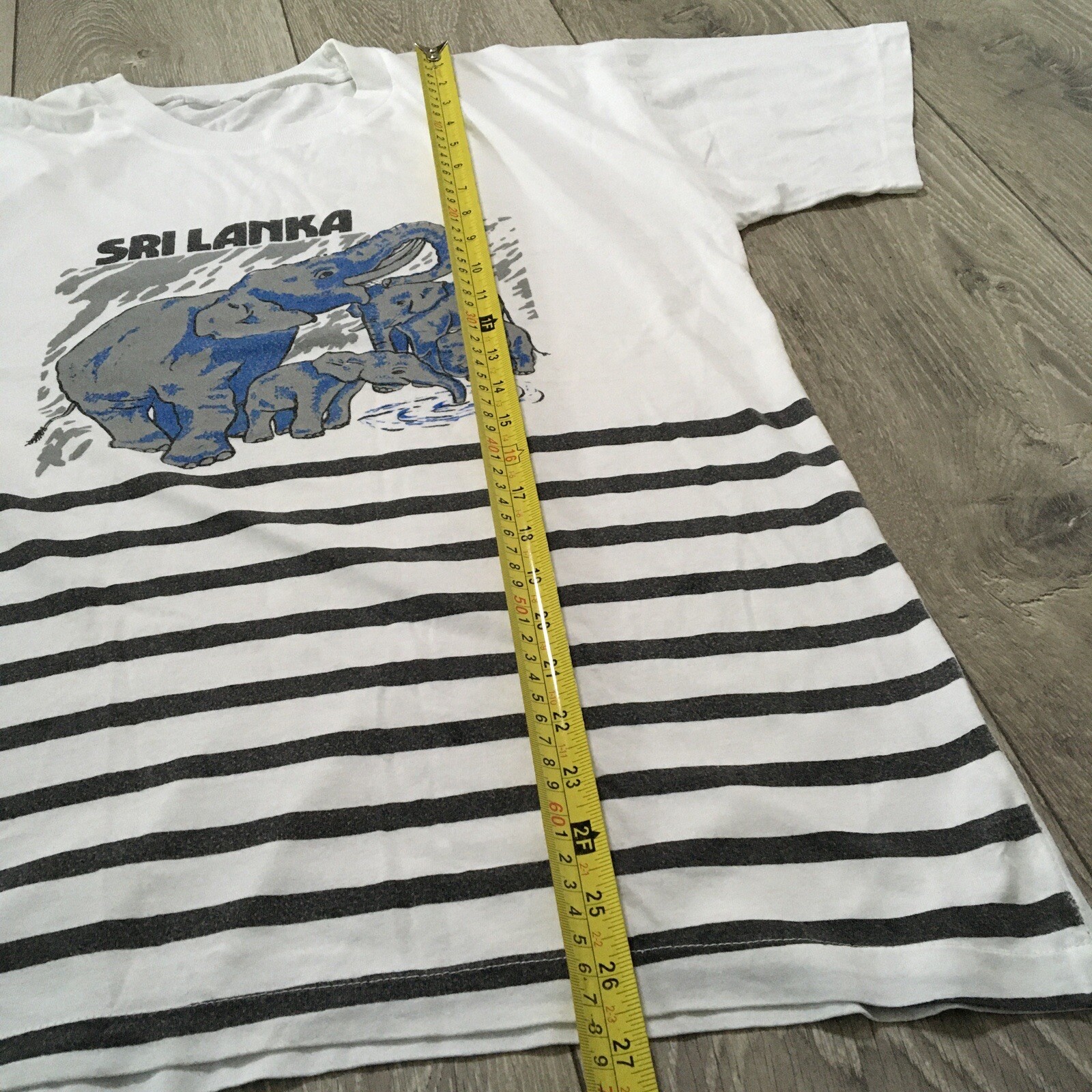 Vintage Sri Lanka Shirt Mens XL White Cotton Elephant Graphic Single Stitch Slim