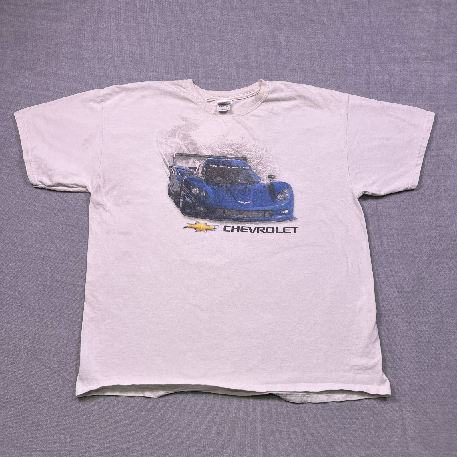 Gildan Mens White Chevrolet Corvette Daytona Prototype Race Car T-Shirt Size XL