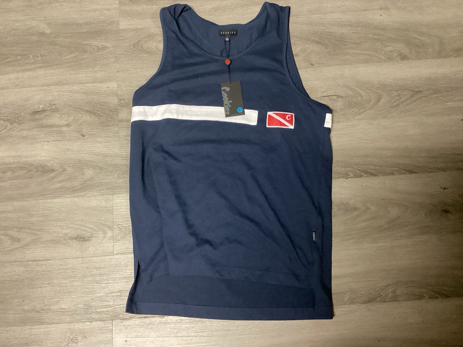COOKIES SLEVELESS T-SHIRT NAVY MENS SIZE LARGE NEW