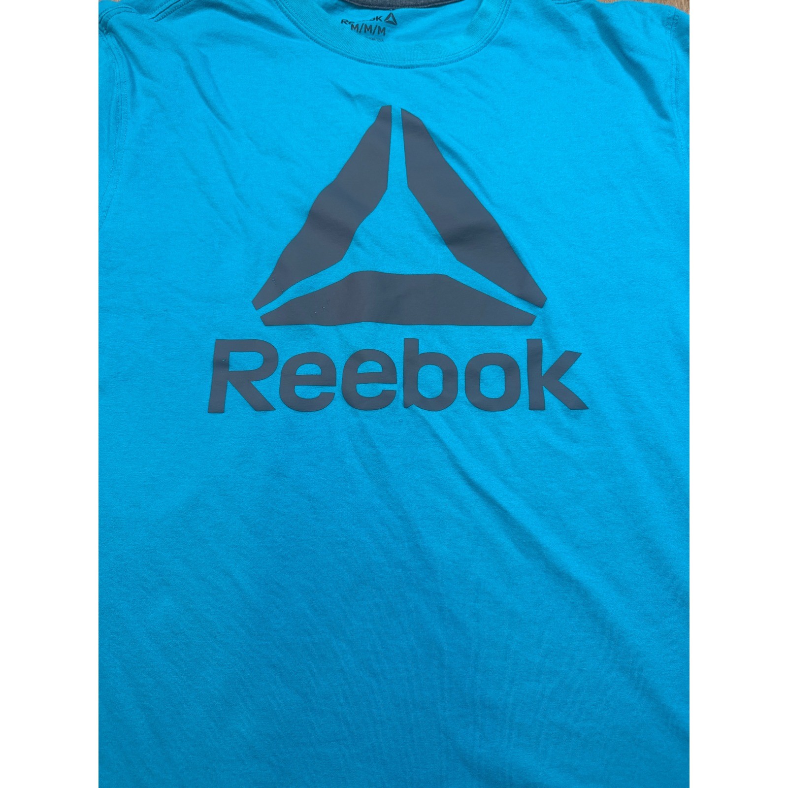 Reebok Mens Blue Graphic Logo T-Shirt Size Medium Short Sleeve Activewear Tee