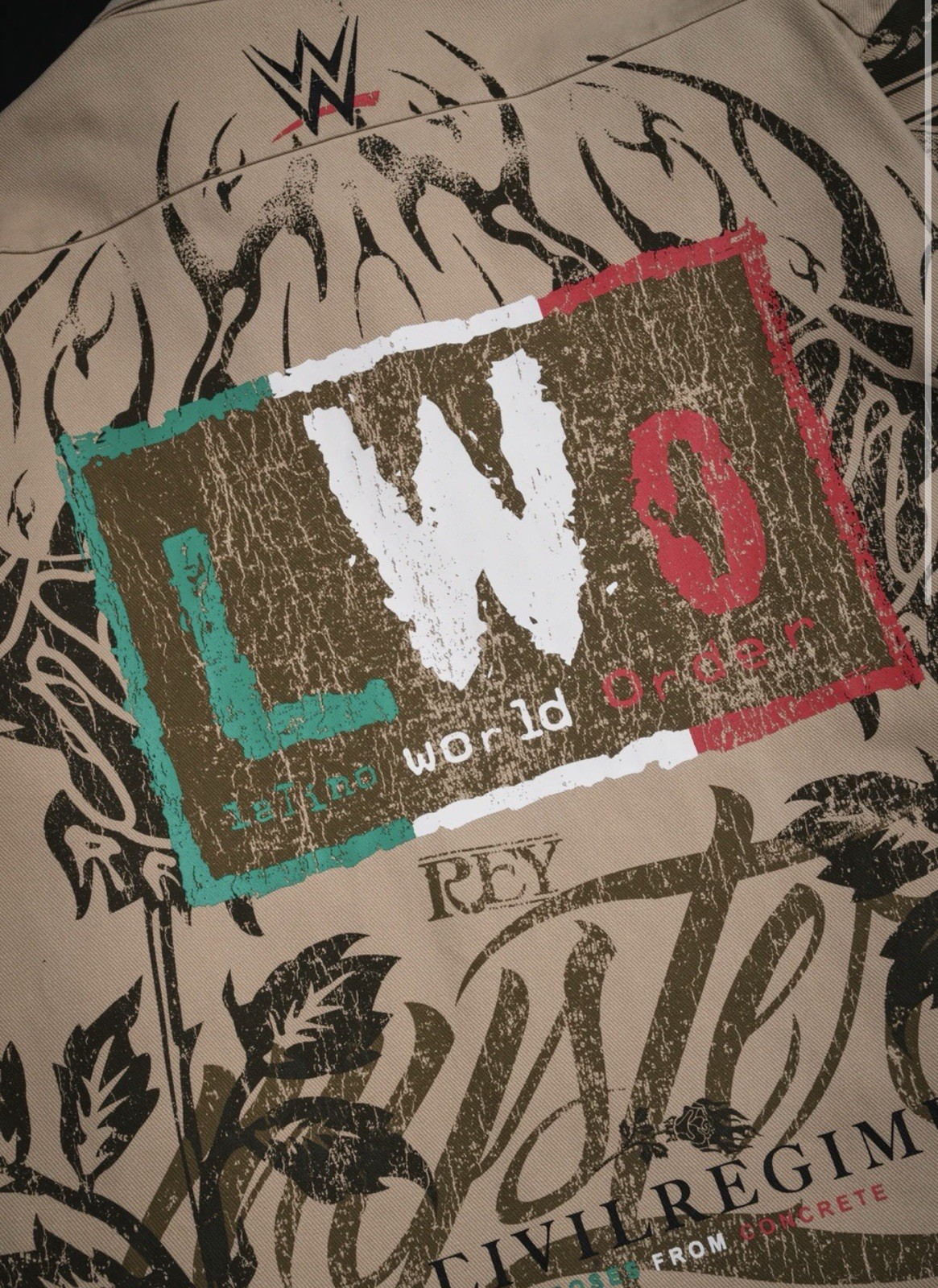 New Civil Regime x WWE – MYSTERIO AZTECA VINCE Long Sleeve Shirt – Size Large