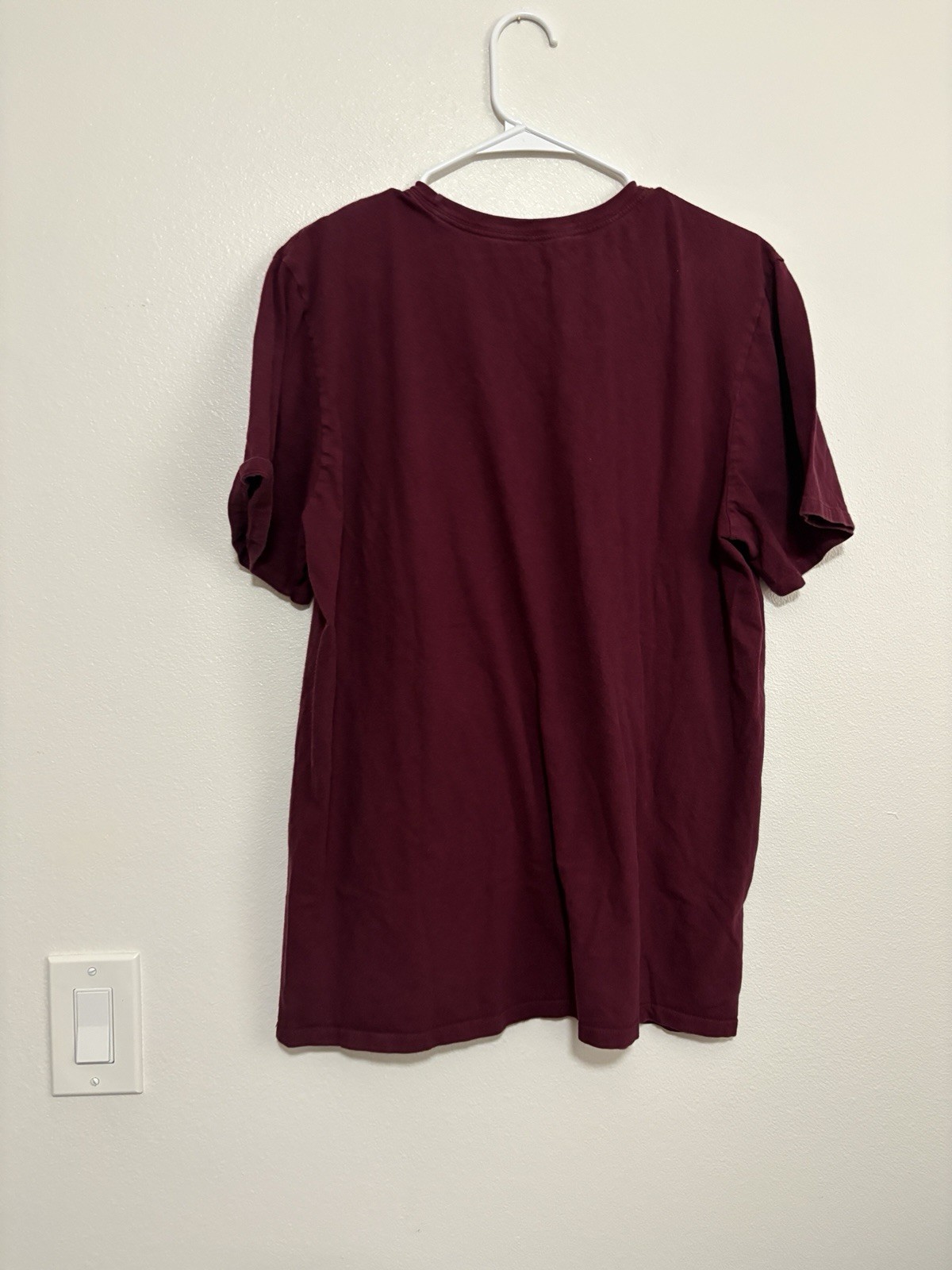 Nike Men&rsquo;s Maroon Short-Sleeve Logo T-Shirt Cotton Blend Athletic Cut XL