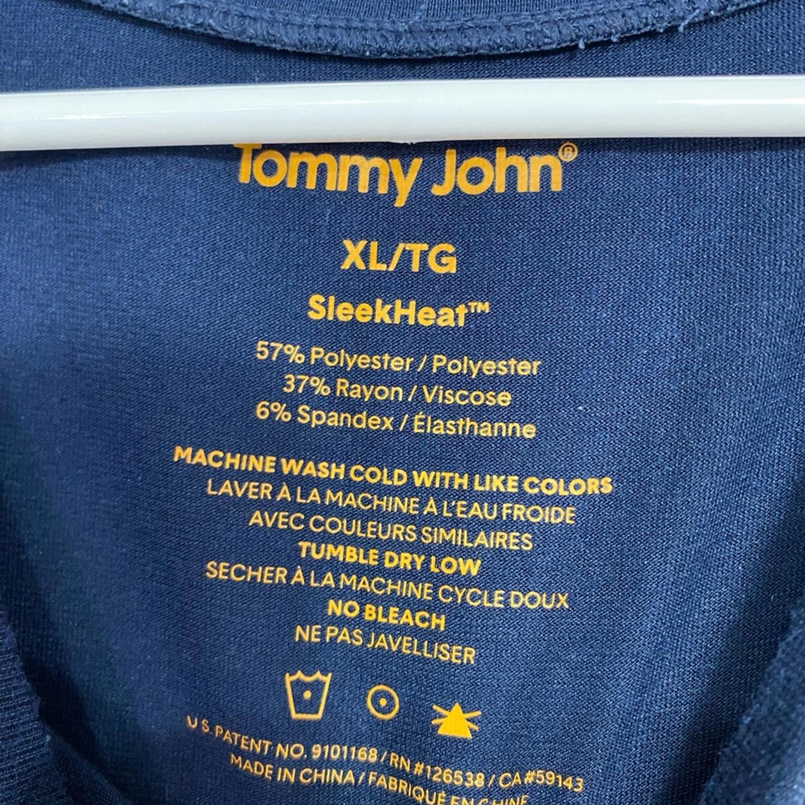 Tommy John Sleekheat Long Sleeve Crewneck Top Tee in Navy Mens XL Lightweight