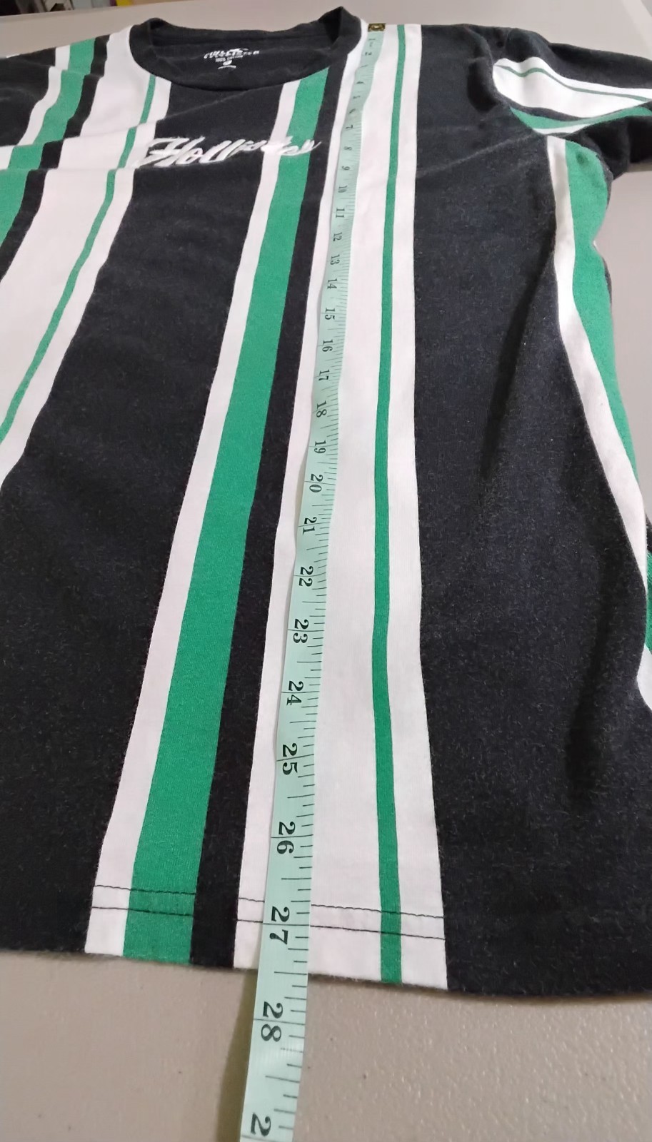 Hollister Must-Have Collection Tshirt Vertical Striped Black Green Mens Medium