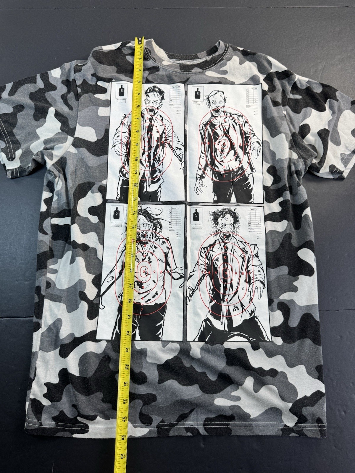 Fifth Sun T Shirt Men&rsquo;s Medium M Graphic Zombie Target Practice Camouflage