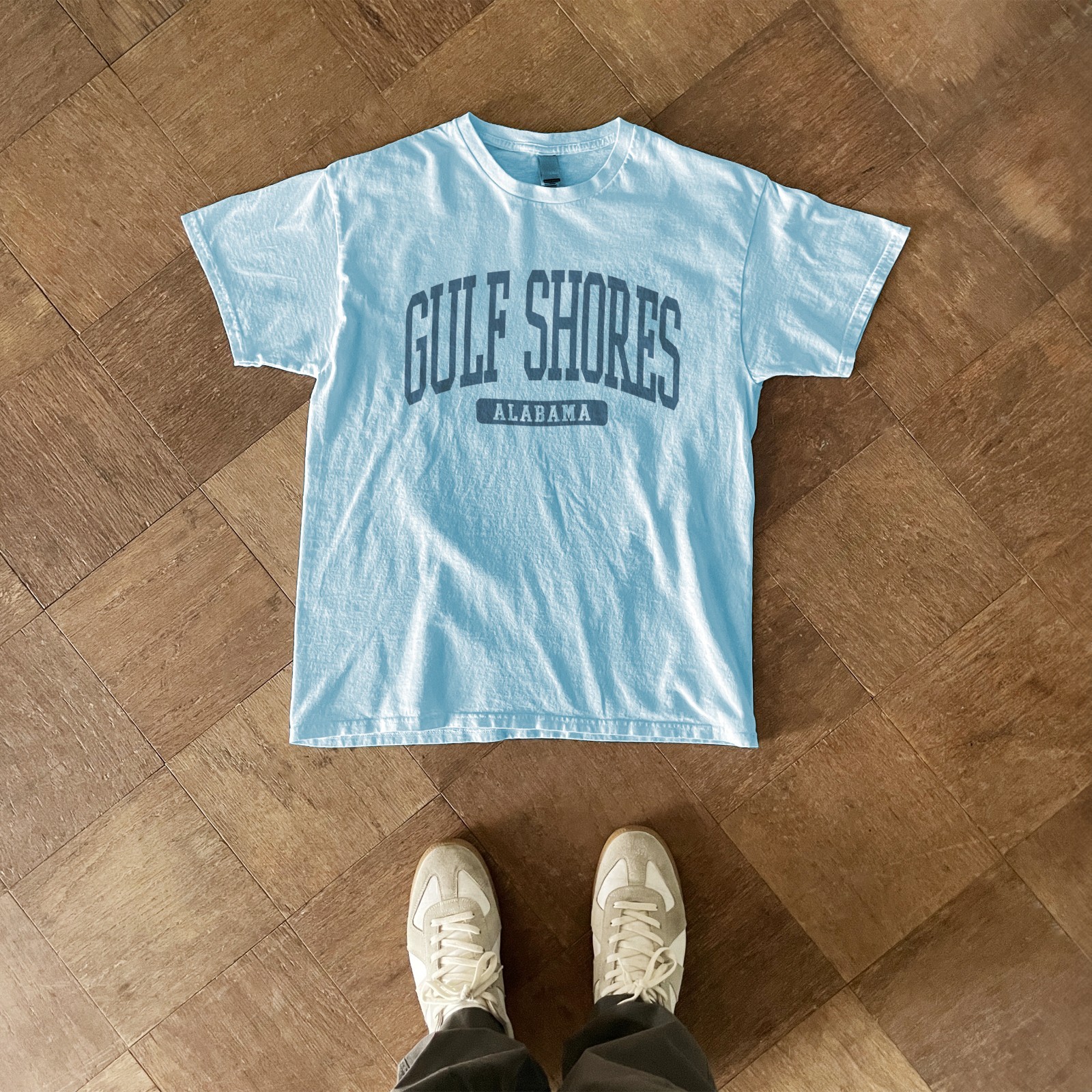 Gulf Shores Alabama Souvenir Beach Classic, Minimalist T-Shirt Light Blue