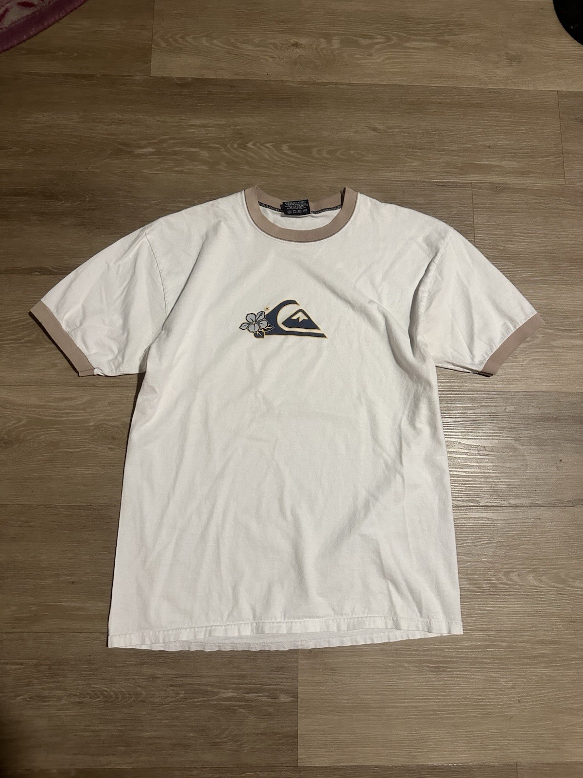 Vintage made in USA Quiksilver Men&rsquo;s L White Cotton Short Sleeve T shirt