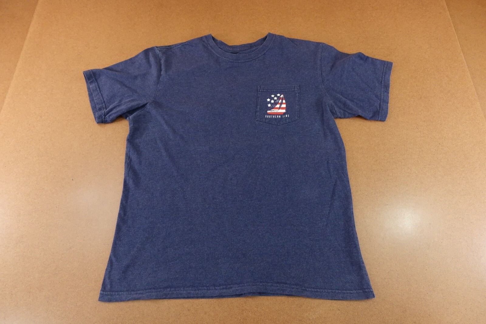 Southern Tide Mens Size Medium Blue Short Sleeve Sailboat Graphic Pocket T-Shirt
