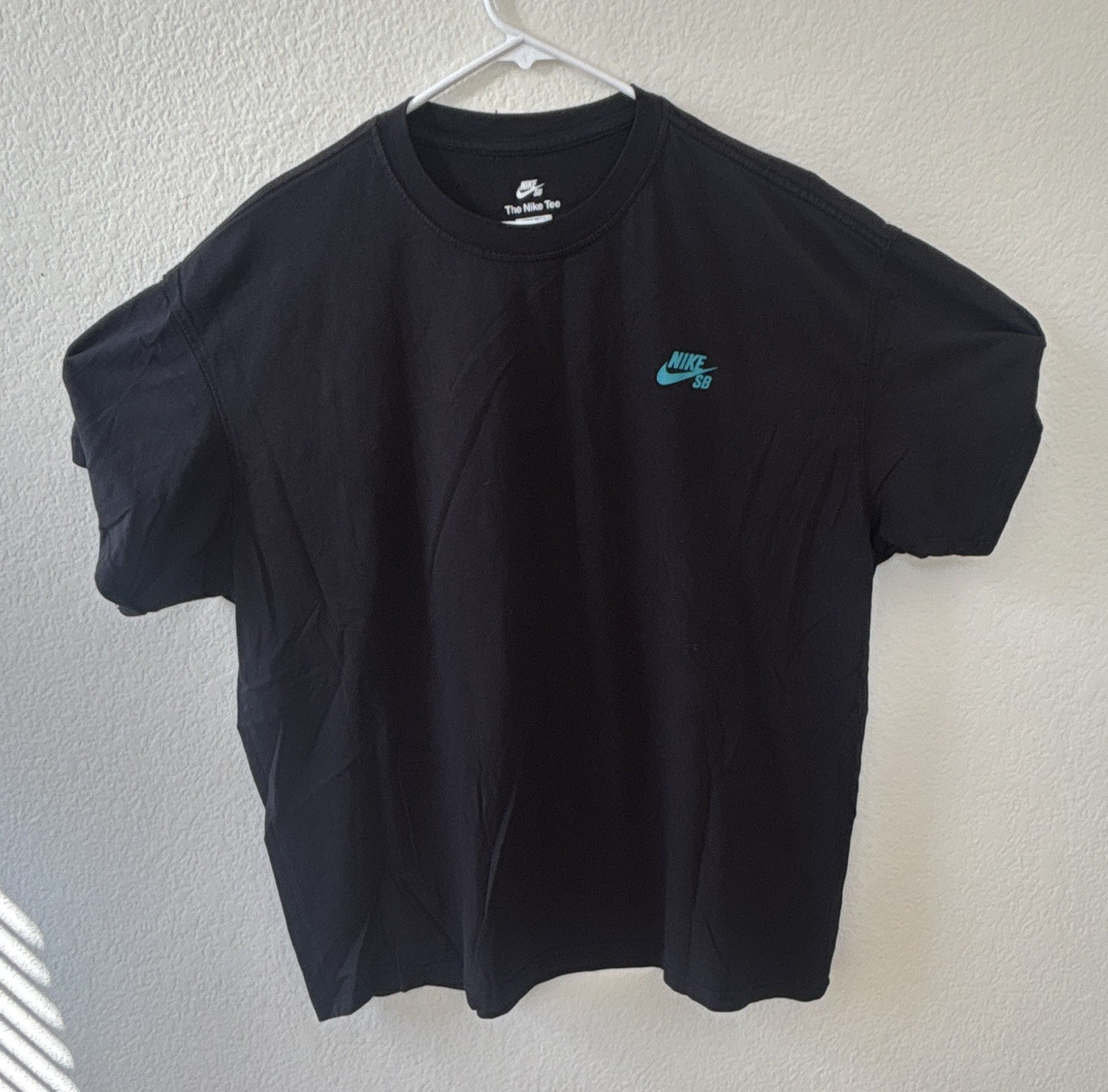 Nike SB The Nike Tee Black Graphic Logo T-Shirt Men’s 2XL Loose Fit Crew Neck