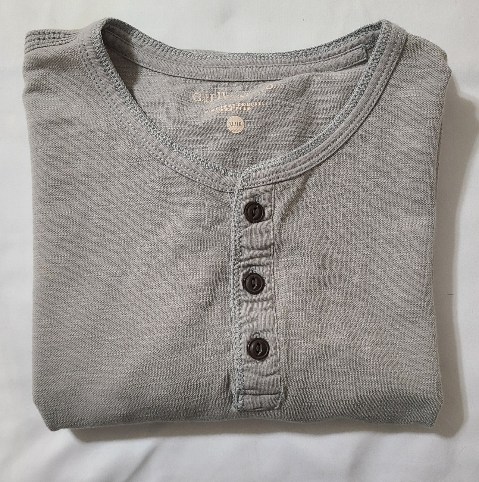 G H Bass & Co Textured Henley Shirt Mens Sz XL Gray Tee Summer Short Sleeve EUC