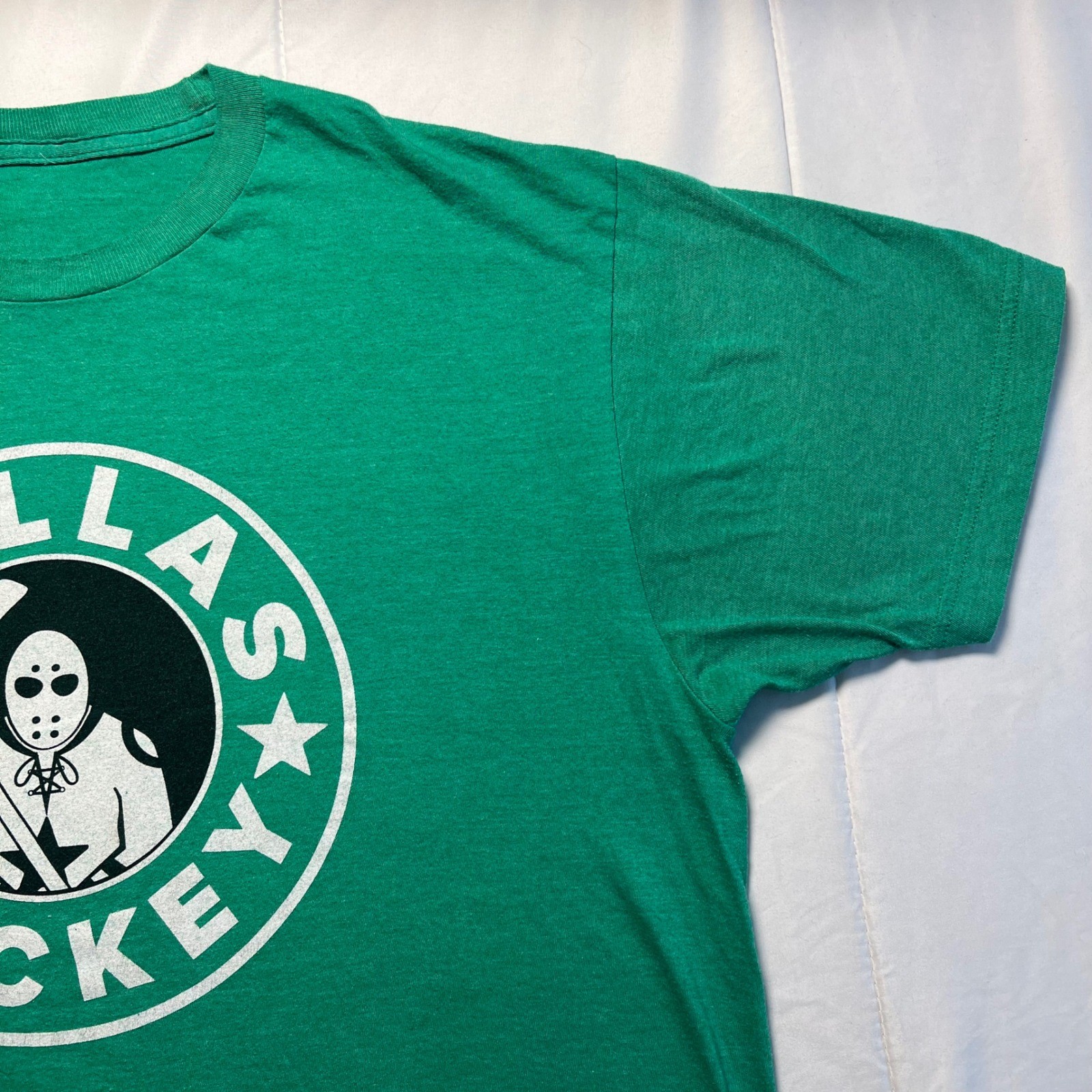 Bullzerk Dallas Hockey T Shirt Mens Large Green Graphic Goalie Mask Tee