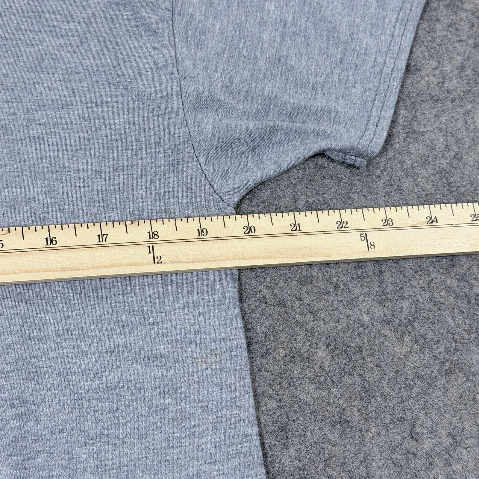 Hanes Comfort Fit Tagless Short Sleeve Casual T-Shirt Fit Men&rsquo;s Size Medium Gray